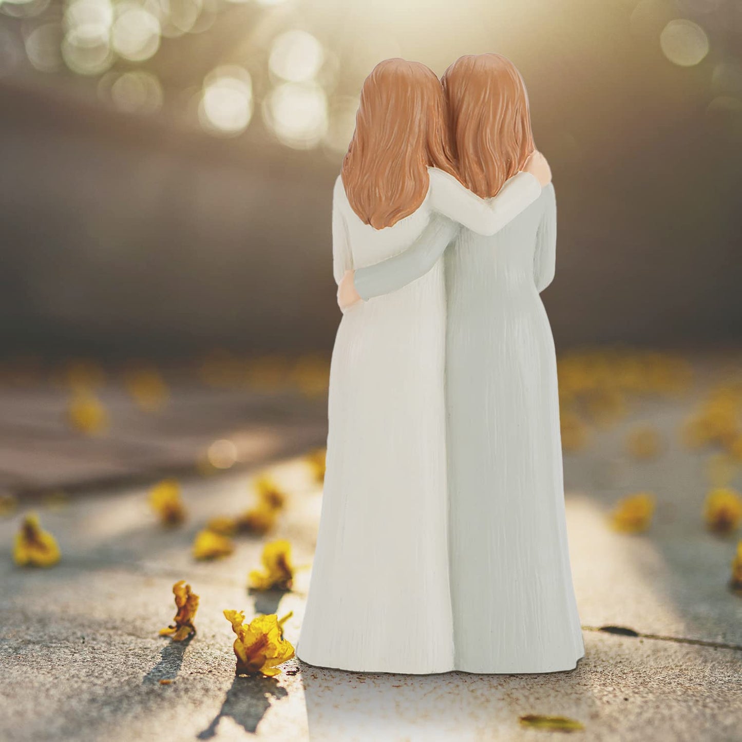 Hensonever Sister Figurines, Love My Sisters Friends Forever, 2 Women 6.2    Sculpted Hand-Painted Figures Gifts For Christmas B