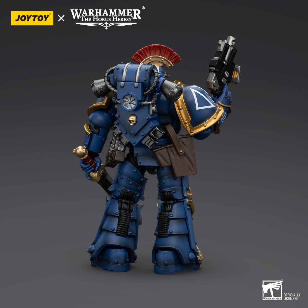 JoyToy Warhammer 40k: Ultramarines MKIII Tactical Squad Sargeant with Power decorative replica blade 1:18 Scale Action Figure