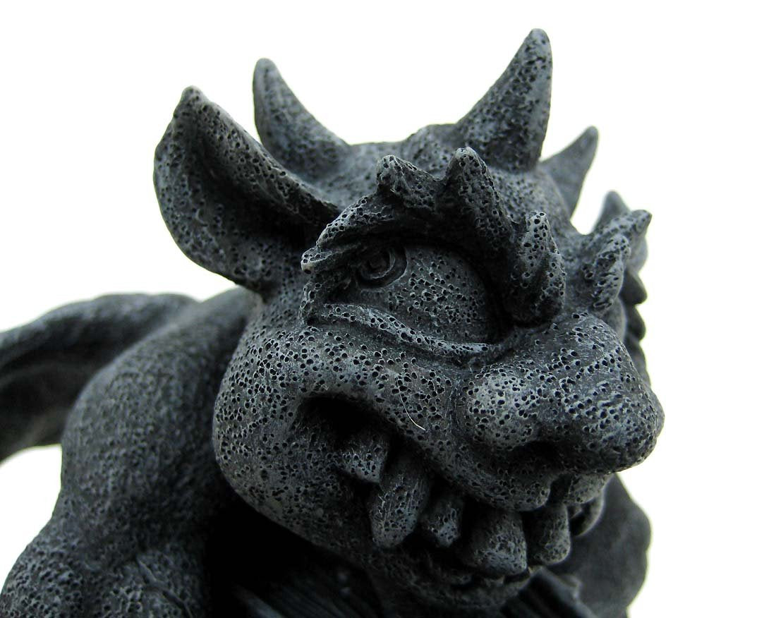 Ytc Crazy Gargoyle - Collectible Figurine Statue Sculpture Figure Model