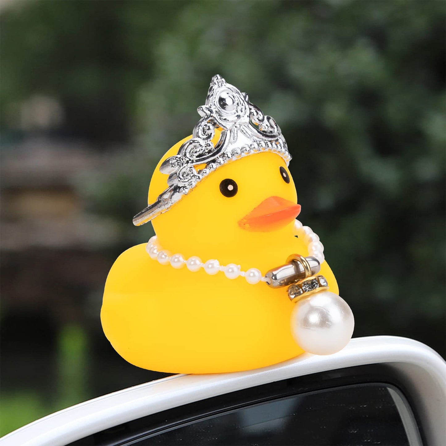 Wonuu Car Duck Rubber Duck Car Ornaments Duck Car Dashboard Decorations With Mini Crown And Necklace, C-Female Crown