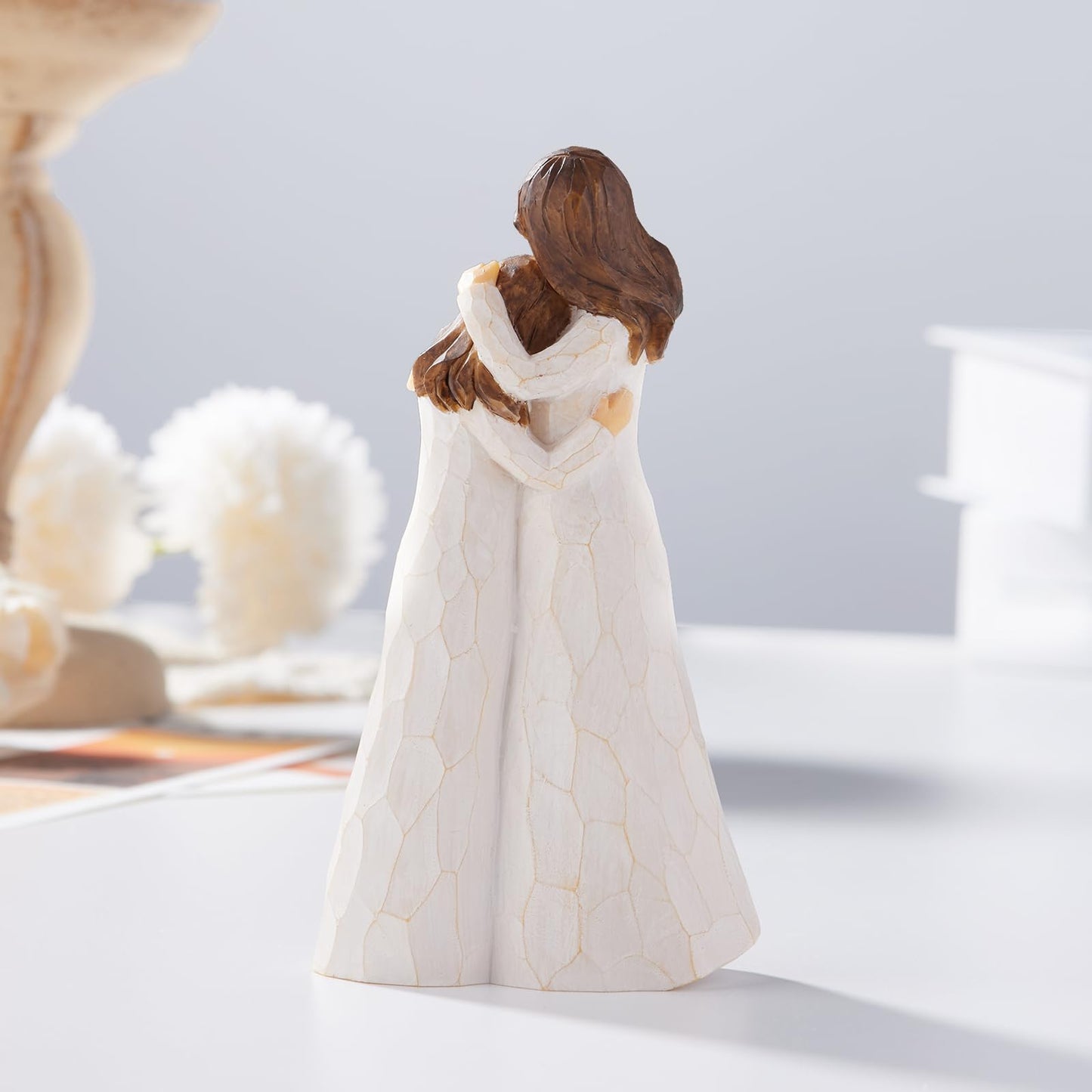 Kohehe Mom Birthday Gifts Mom Gifts from Daughters 5.5'' Mother and Daughter Figurine Meaningful Gift for Mama on Birthday and Mother's Day (Mom Gifts)