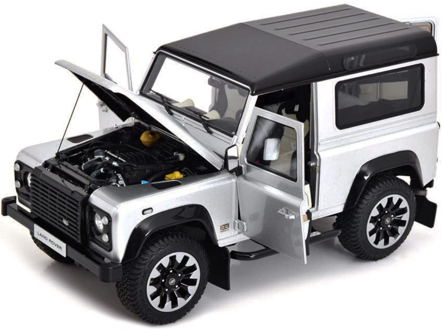 LCD MODELS 1/18 Defender 90 Works V8 70Th Edition 2018 LCD18007-Si