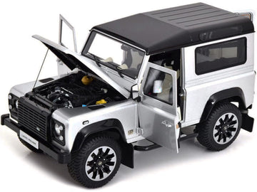 LCD MODELS 1/18 Defender 90 Works V8 70Th Edition 2018 LCD18007-Si