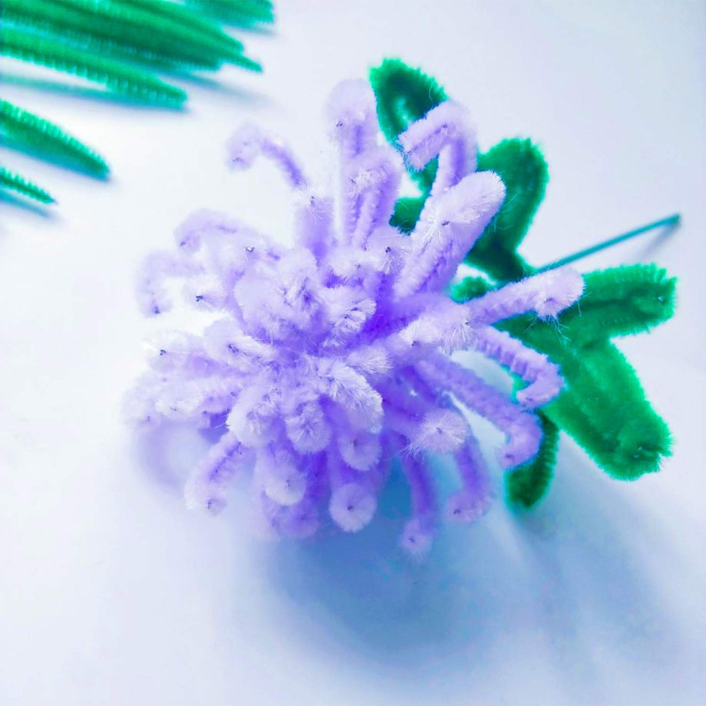 Waycreat 200 Pieces Pipe Cleaners Dark Green Chenille Stem for DIY Art Craft Decorations (6mm x 12 Inch)