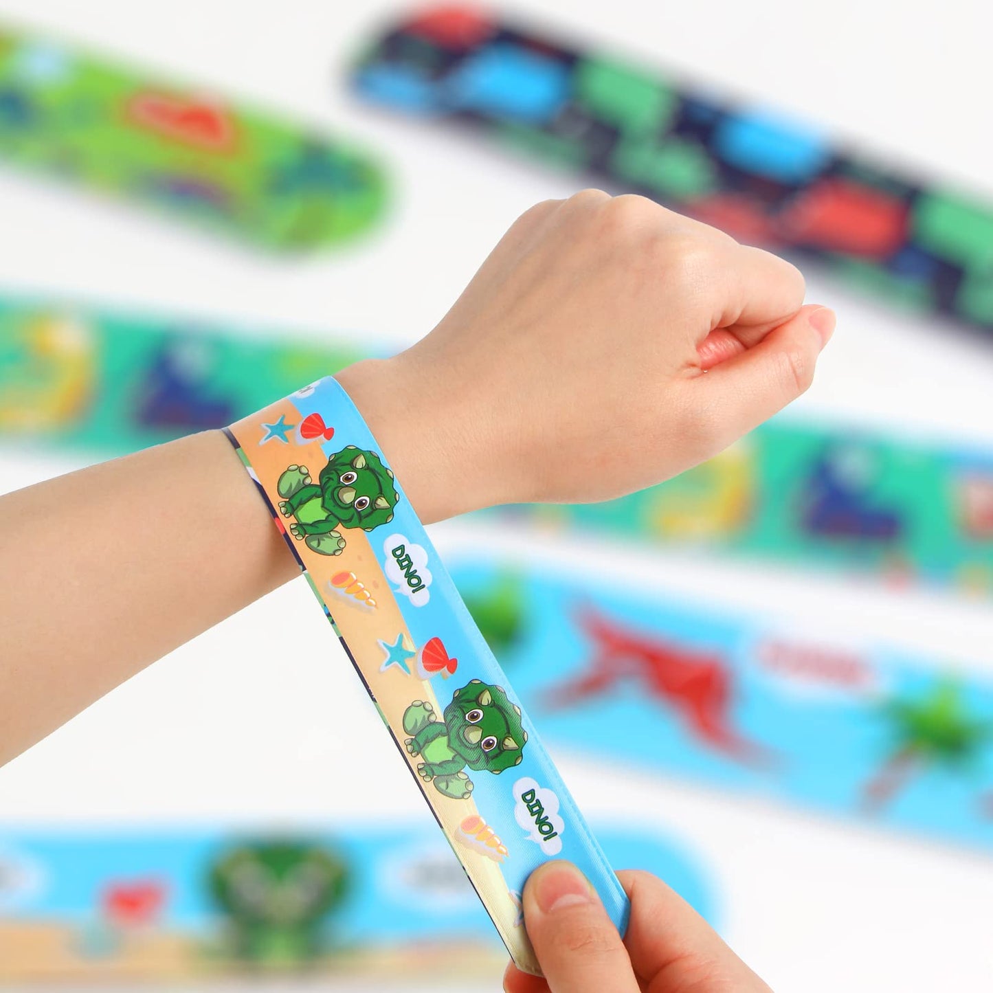 DERAYEE 24 Pcs Dinosaur Slap Bracelets for Kids, Jurassic Forest World theme Snap Bands Toy Gift Party Favor Supplies for Dino P