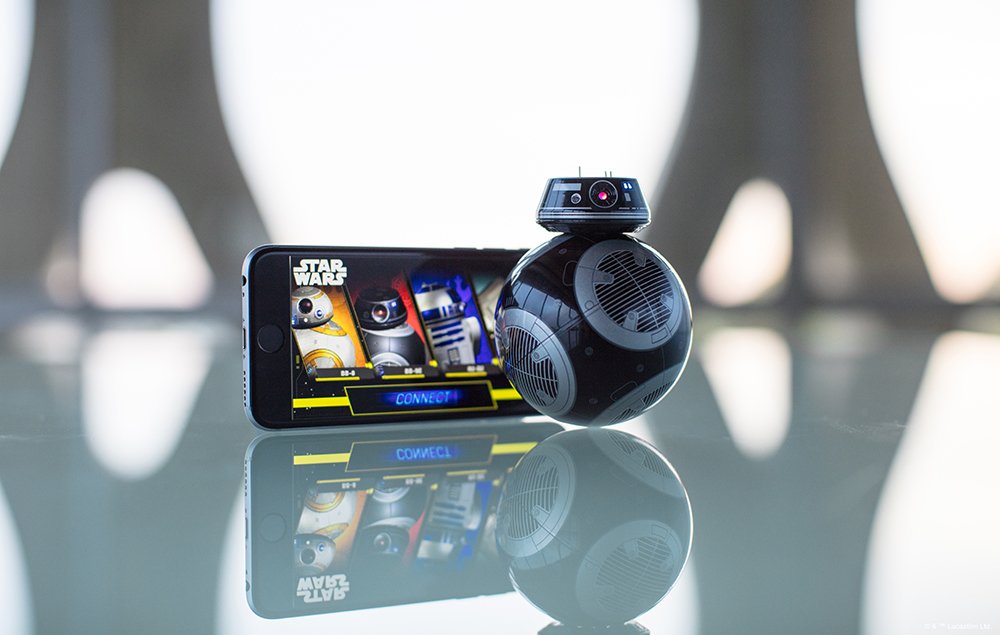Interactive App Controlled Robot Toy with Augmented Reality & Droid Trainer