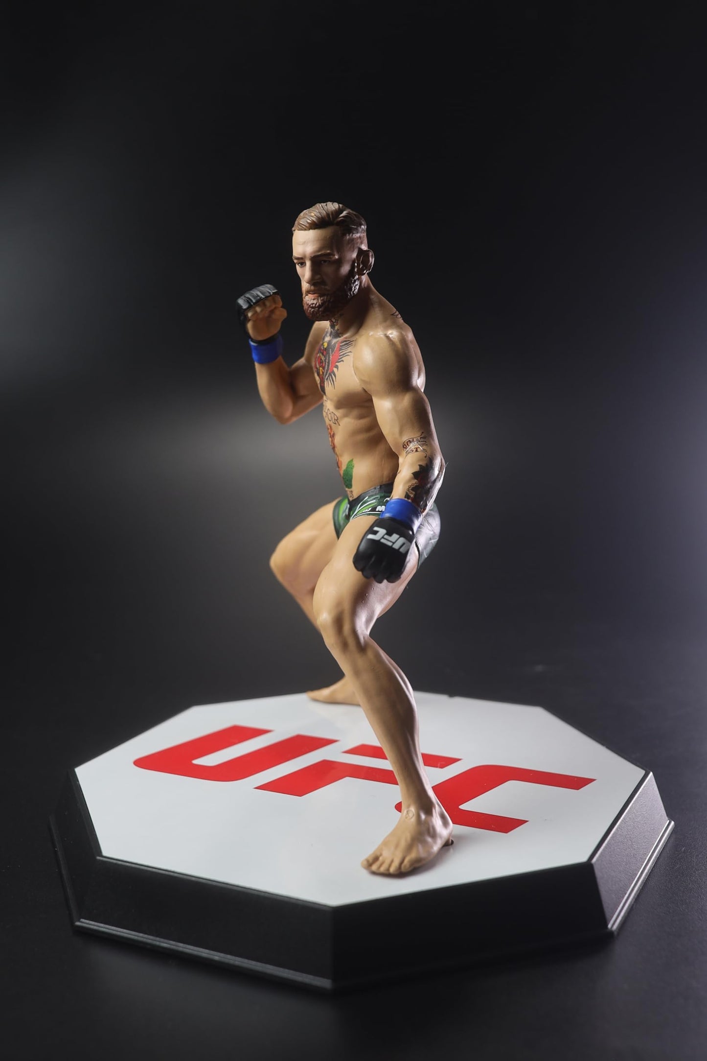 Mcfarlane Toys - Conor Mcgregor Ufc 7In Posed Figure Mcfarlane'S Sportspicks