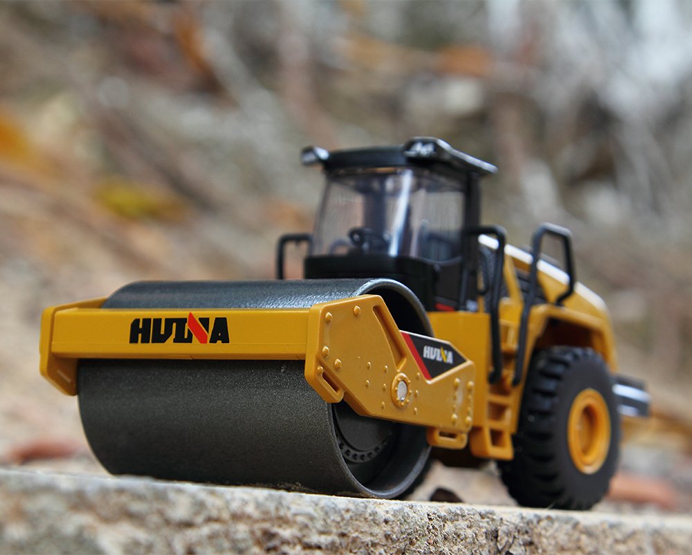 Gemini&Genius Road Roller Truck Toy - 1/50 Scale Metal Grader Vehicle, Asphalt Drum Compactor for Kids, Play or Display