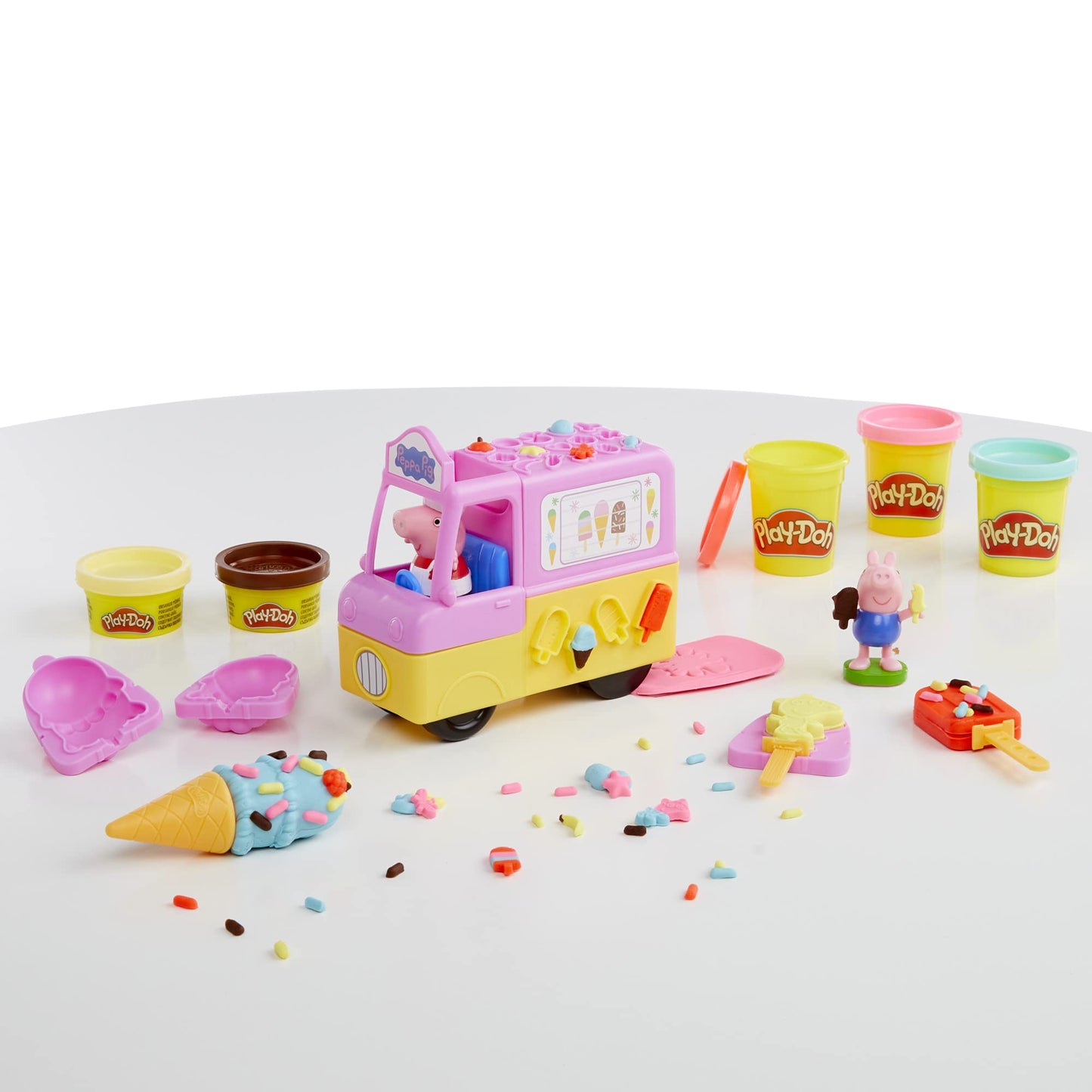 Play-Doh Peppas Ice Cream Playset with Truck, Peppa Pig and George Figures, and 5 Non-Toxic Modeling Compound Cans, Toy for Kid