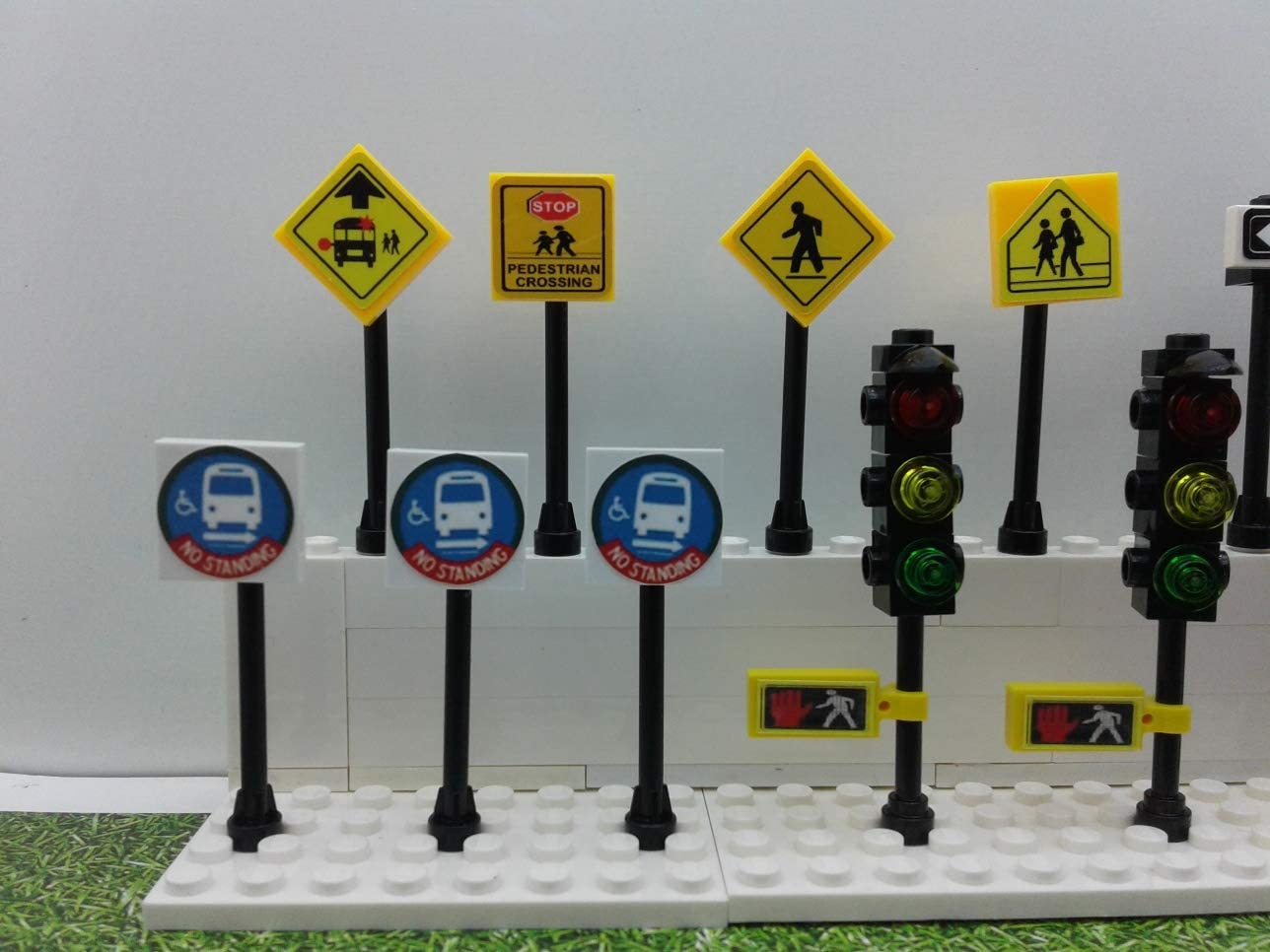 Building Toys City/Town/Village/Street Signs Set 15. Stop. Traffic Lights. Custom