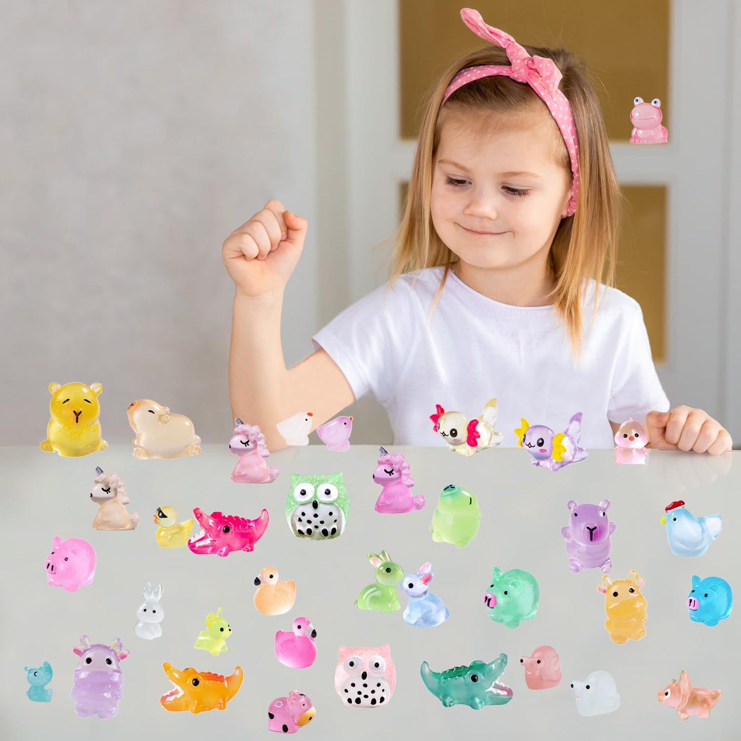 U-Zimikee 150 Pcs Luminous Mini Resin Animals Miniature Animals Figurines Tiny Little Animals Glow In Dark Small Animal Figures
