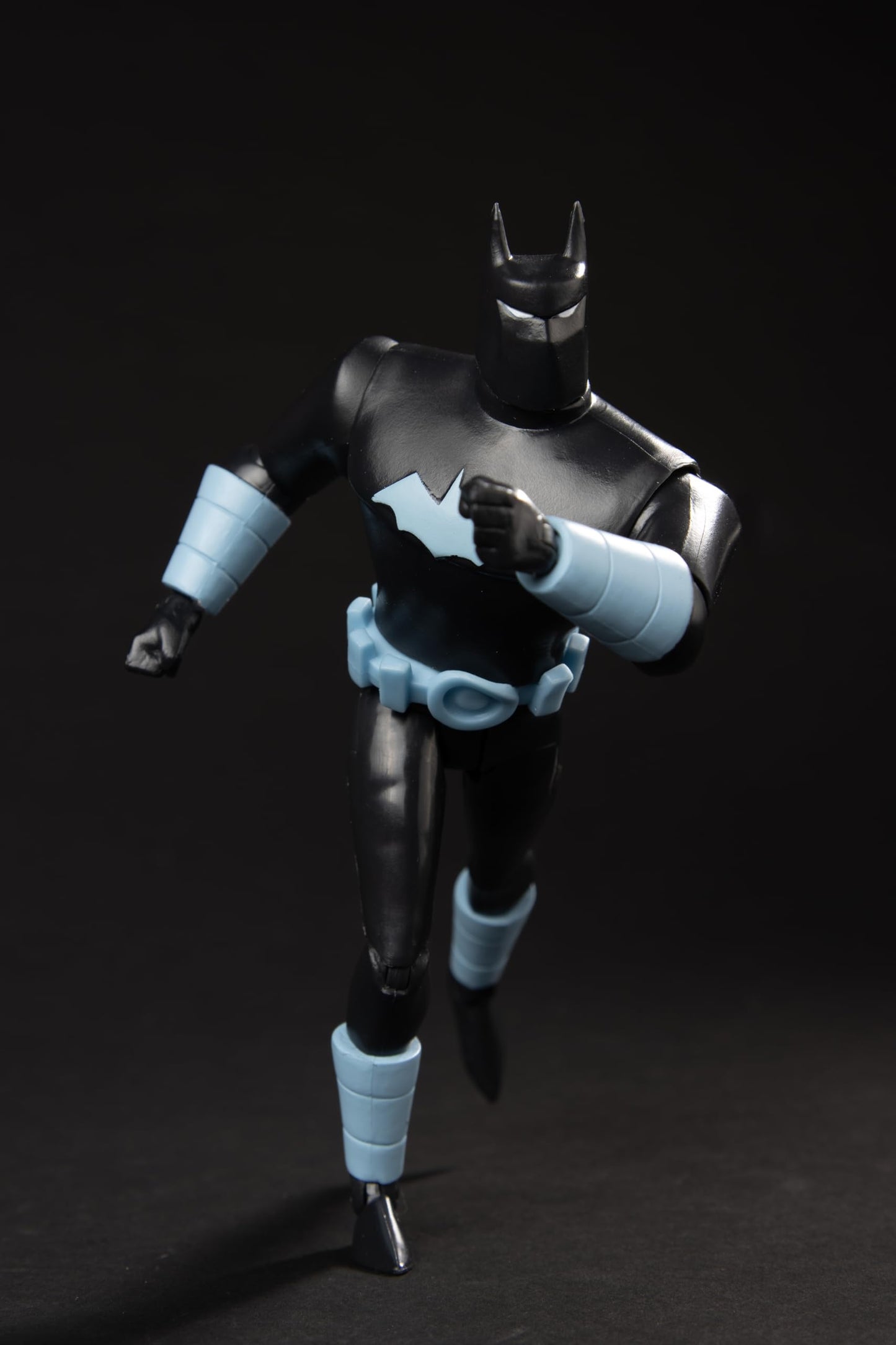 McFarlane Toys The New Batman Adventures Figure - Anti-Fire Suit 6in Scale, Multicolor, Model 17756, Plastic