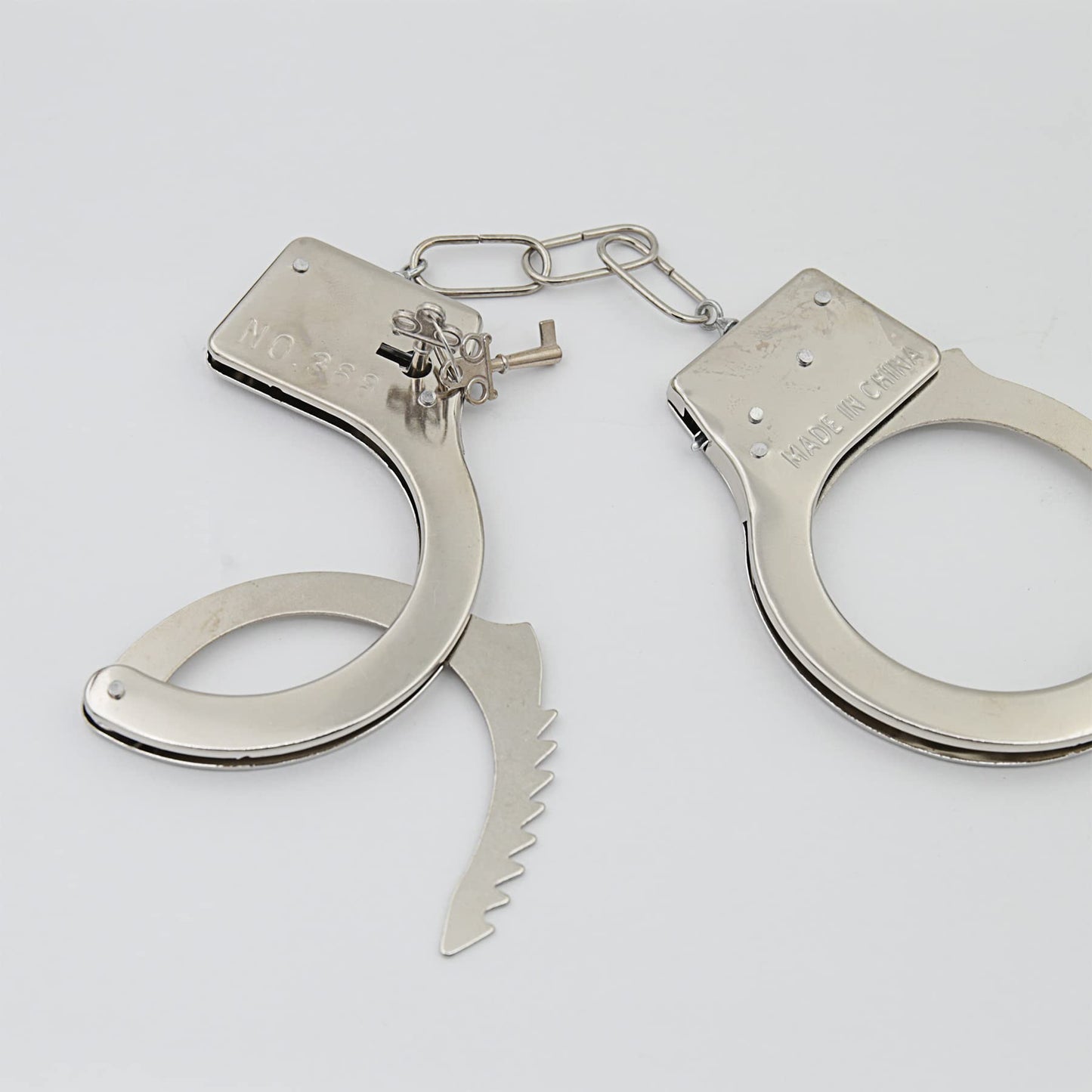 Handcuffs for Kids Safety Toy Cop Cuffs with Key Police Officer Role Play Cowboy Sheriff Halloween Costume for Kids