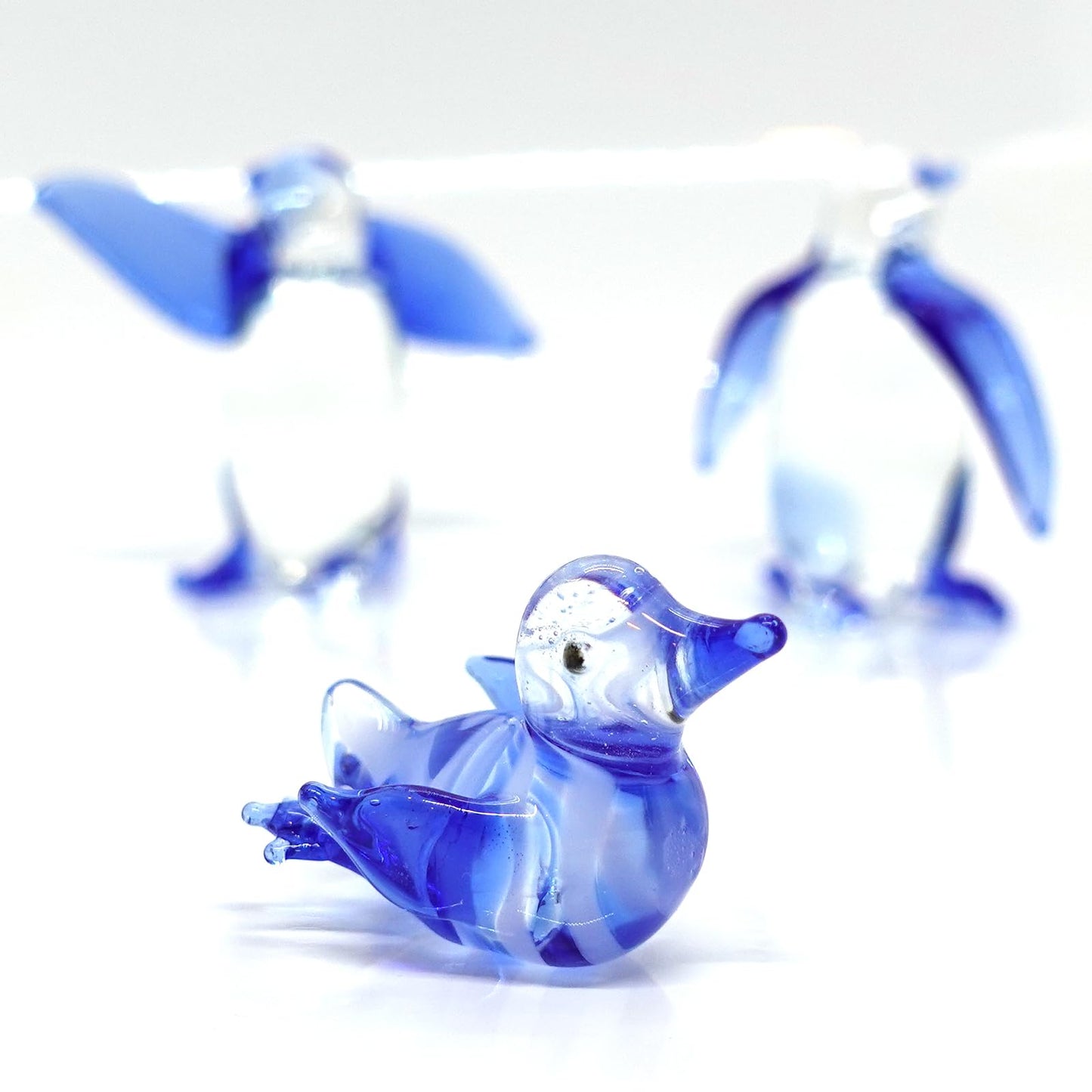 Sansukjai Set 3 Penguins Miniature Figurines Animals Hand Blown Glass Art Collectible Gift Decorate (Clear Blue)