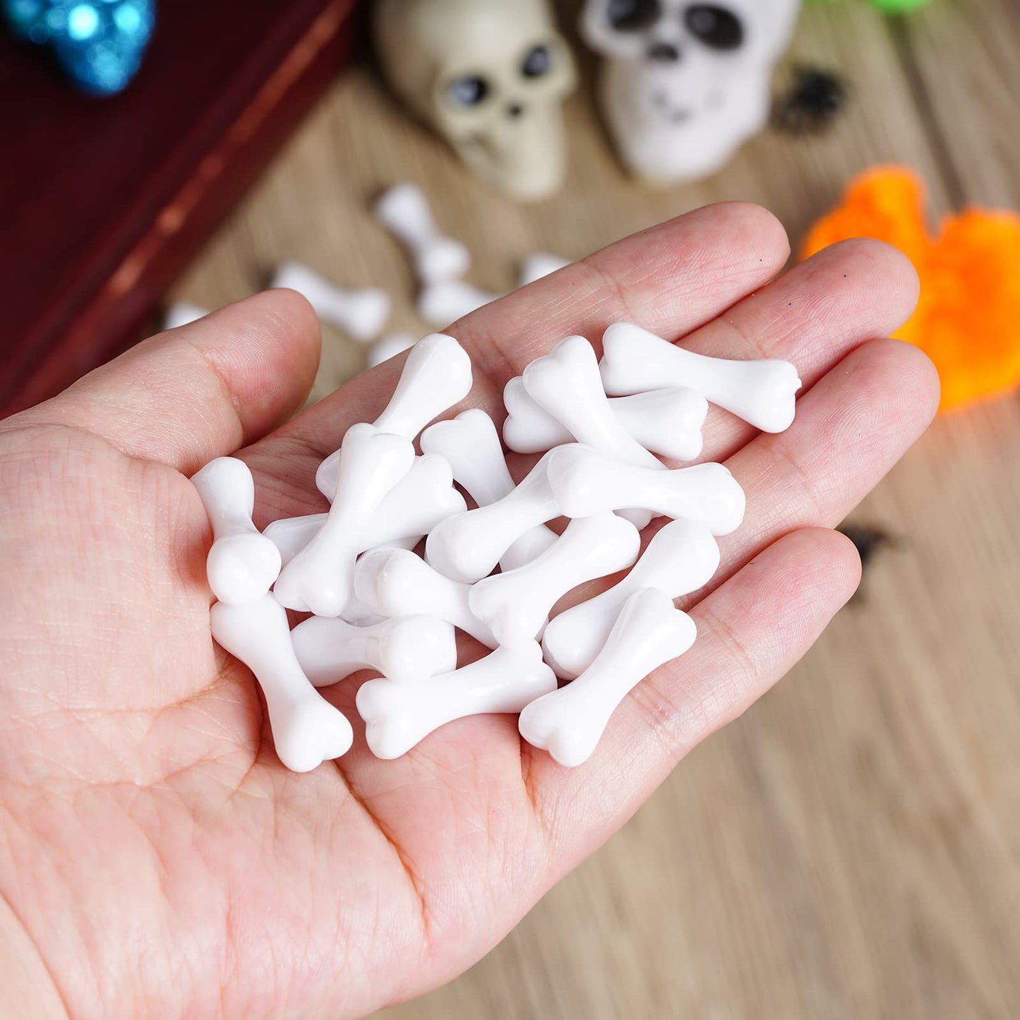 200Pcs Halloween Skeleton Bones Mini Bones White Plastic Bones Halloween Skeleton Bones Decoration Mini Bones For Crafts Hallowe