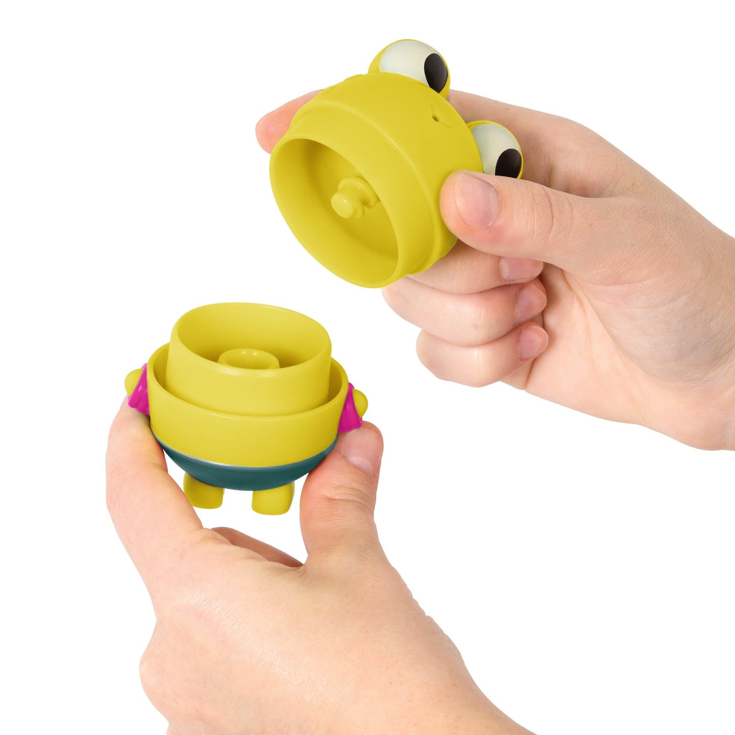 B. Toys – Animal Bath Toys – Waterproof Bath Book – Light-Up Whale & Color Changing Frog Squirt – Bath Time Playset – 6 Months + – Glow & Splash, Tub Time Book