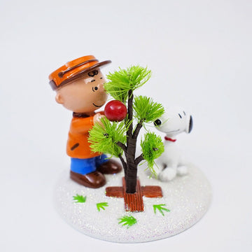 Department 56 Peanuts Charlie Brown & Snoopy The Perfect Tree Figurine | Hand-Crafted & Hand-Painted 2.76 Inch