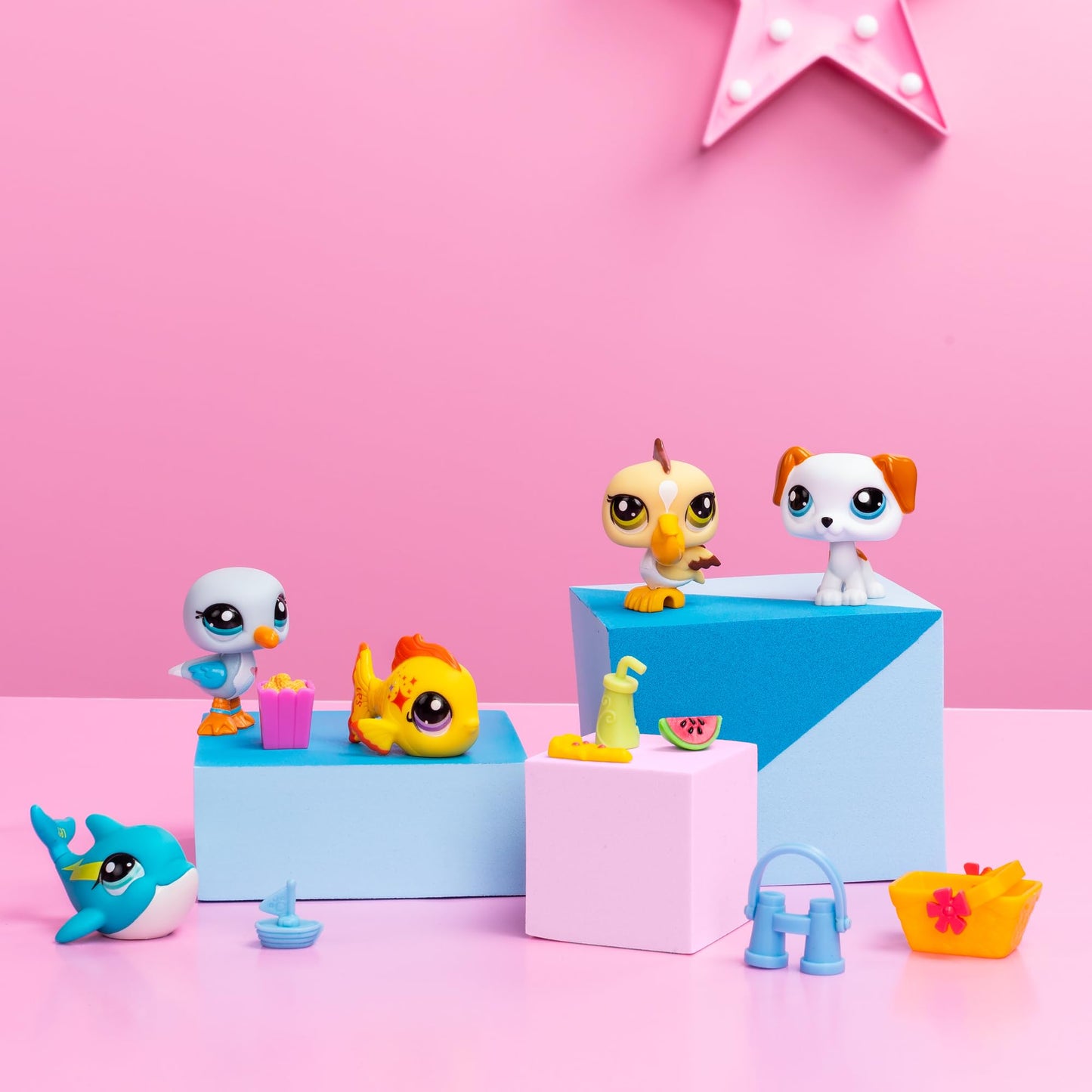 Littlest Pet Shop, Collector Set, Beach Besties Theme - Gen 7, Pets #61 To #65, Authentic Lps Bobble Head Figure, Collectible Imagination Toy Animal, Kidults, Girls, Boys, Kids, Tweens Ages 4+