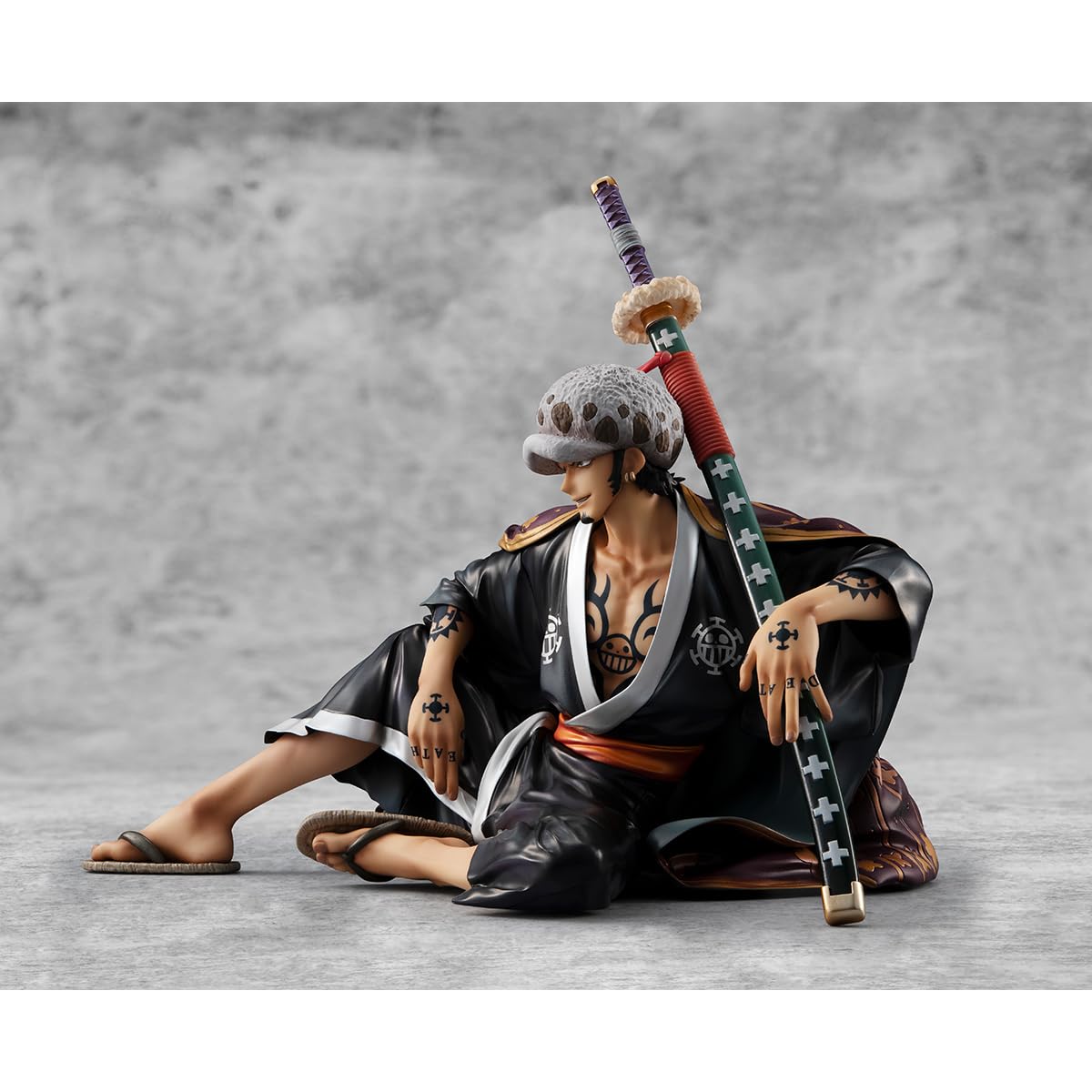 Megahouse - One Piece - Warriors Alliance - Trafalgar Law, Portrait Of Pirates Collectible Figure