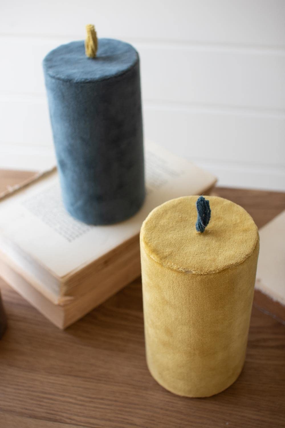 KALALOU Set of Four Faux Velvet Candles, Model NRV2213, 7x8x8, Color: See Image