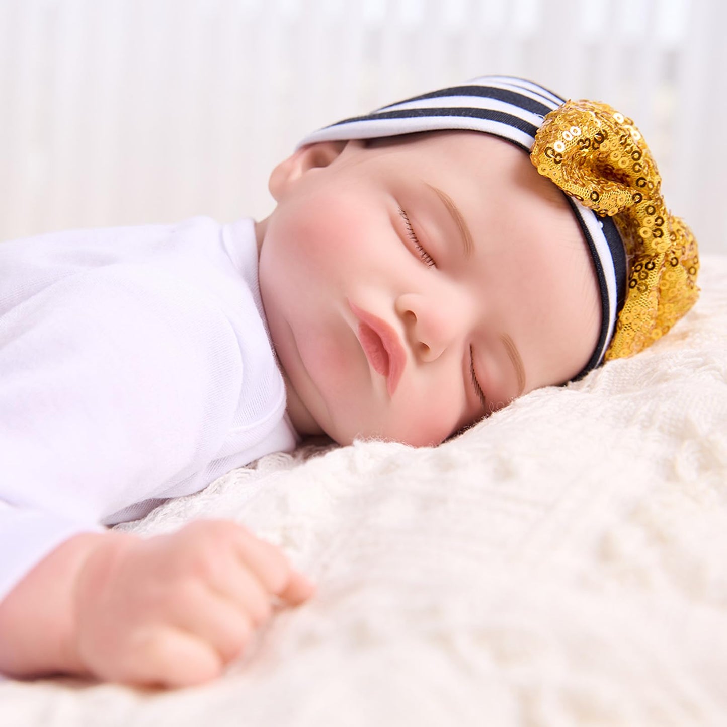 Reborn Baby Dolls -18 Inch Cute Soft Vinyl Realistic Baby Doll With Complete Accessories Perfect For Accompany Cuddling,Christma