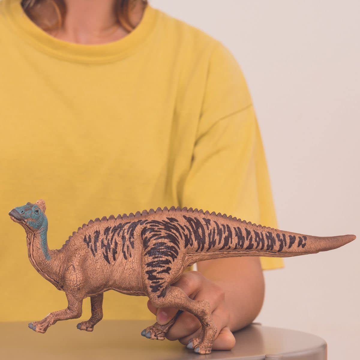 Schleich Dinosaurs Realistic Edmontosaurus Dino Figurine - King Size Prehistoric World Realistic Dinosaur Action Figure, Large Creature Jurassic Planet Toy For Boys And Girls, Gift For Kids Age 4+