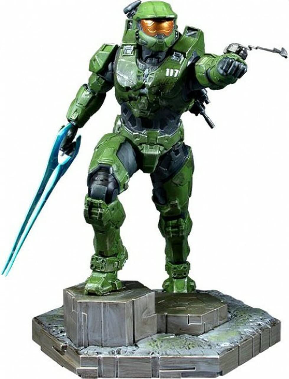DARK HORSE COMICS Halo Infinite: Master Chief Grappleshot PVC Statue  10 inches  Green