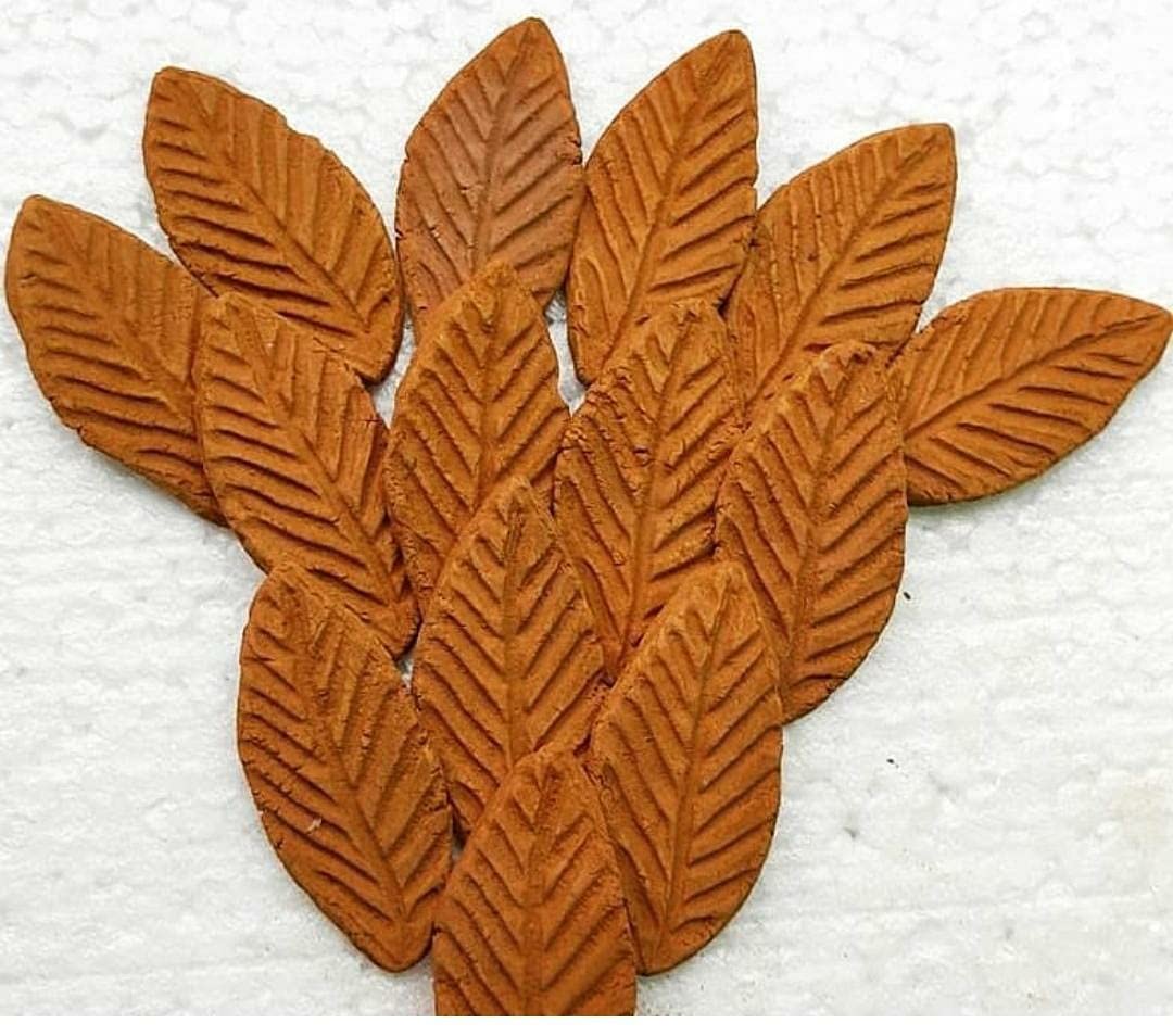 Vrindavanbazaar.Com Terracotta Leaves (LaviS) 2 Kgs