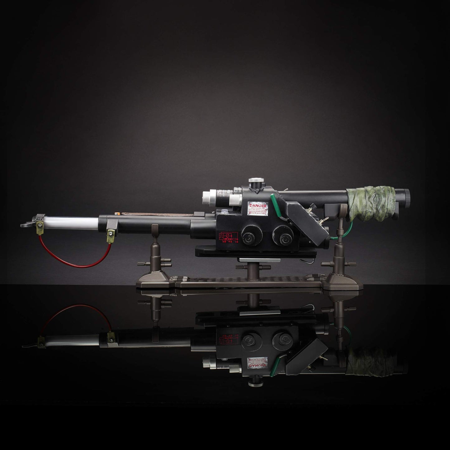 Transformers Spengler’s Neutrona Wand Premium Collectible Toy - Ghostbusters: Afterlife Roleplay for Ages 14+ - Model E95625L0