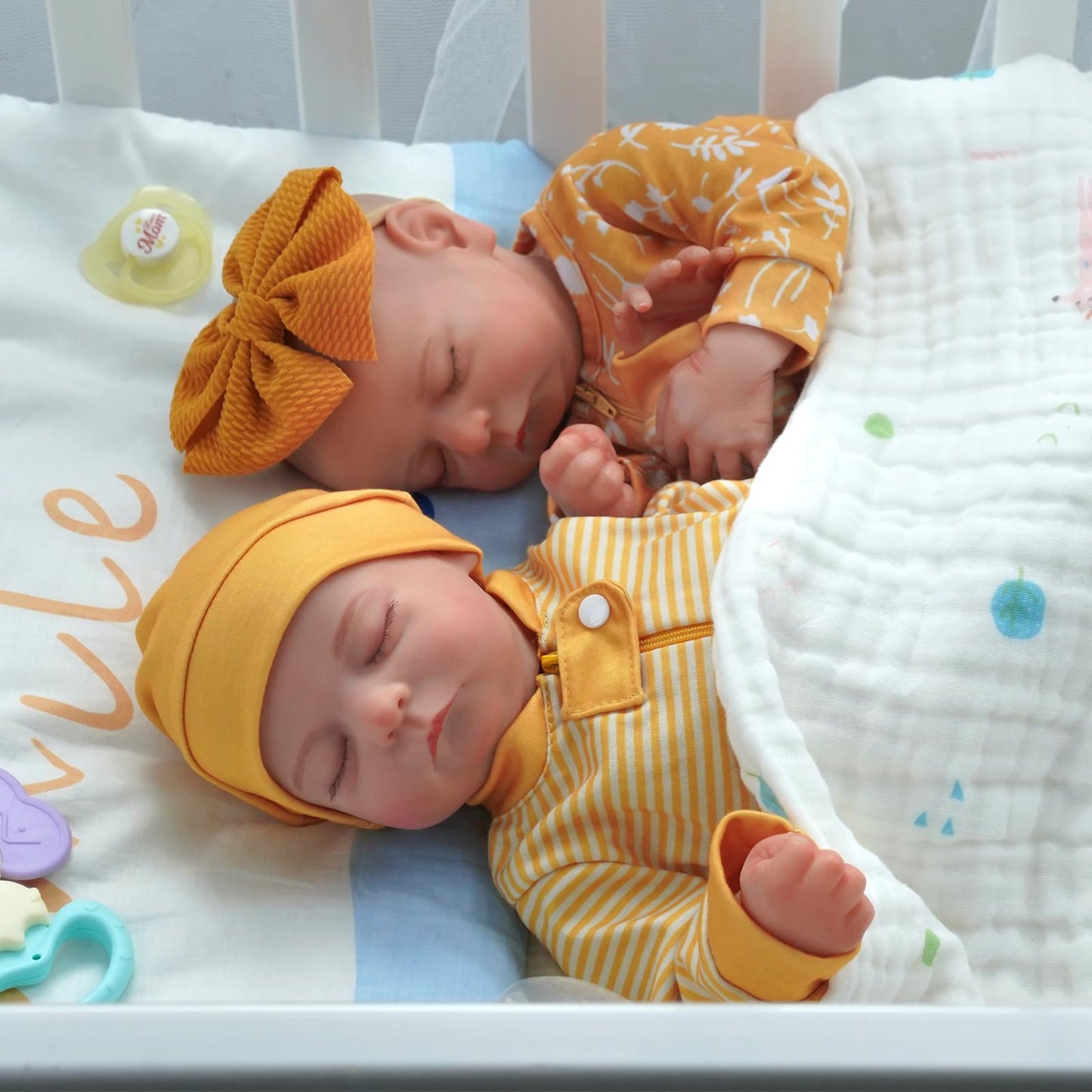 Adfo Lifelike Reborn Baby Dolls Twins, 20 Inch Realistic Newborn Real Life Baby Boy Girl Dolls Soft Vinyl Baby Dolls With Clothe