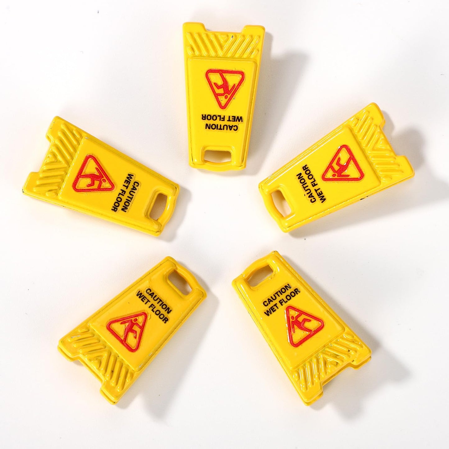 5Pcs Miniature Wet Floor Warning Signs, Yellow Dollhouse Wet Floor Warning Signs Dollhouse Realistic Caution Sign For Role Play