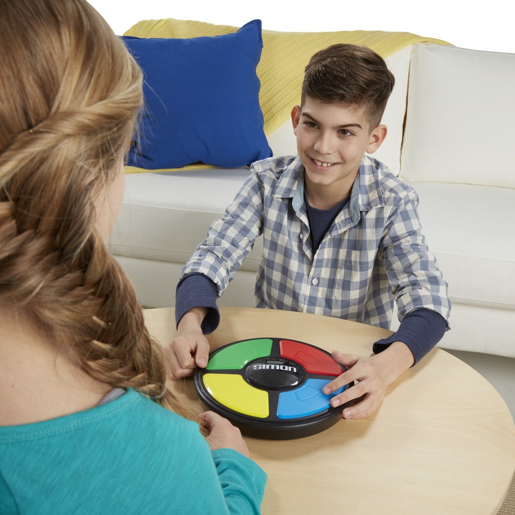 Hasbro Gaming – Classic Simon Game, 8 Years To 99 Years