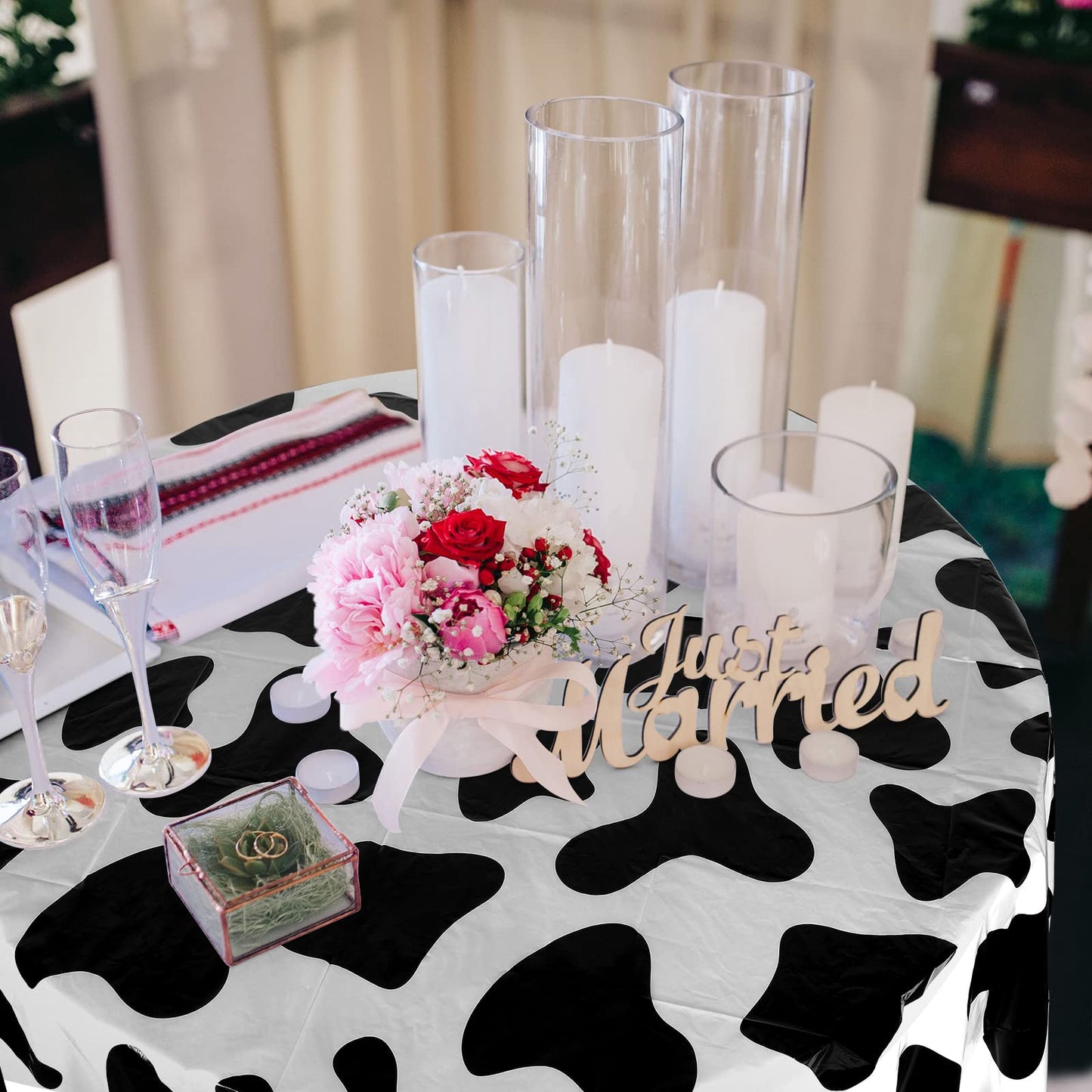 Remagr 3 Pcs Cow Tablecloth Round Print Table Cloths Plastic,84   Disposable Cow Themed Table Cover for Farm Animal Birthday P