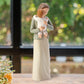 Hensonever Grandma Figurines, Sculpted Hand-Painted Grandmother And Grandchild Figures Birthday Gifts
