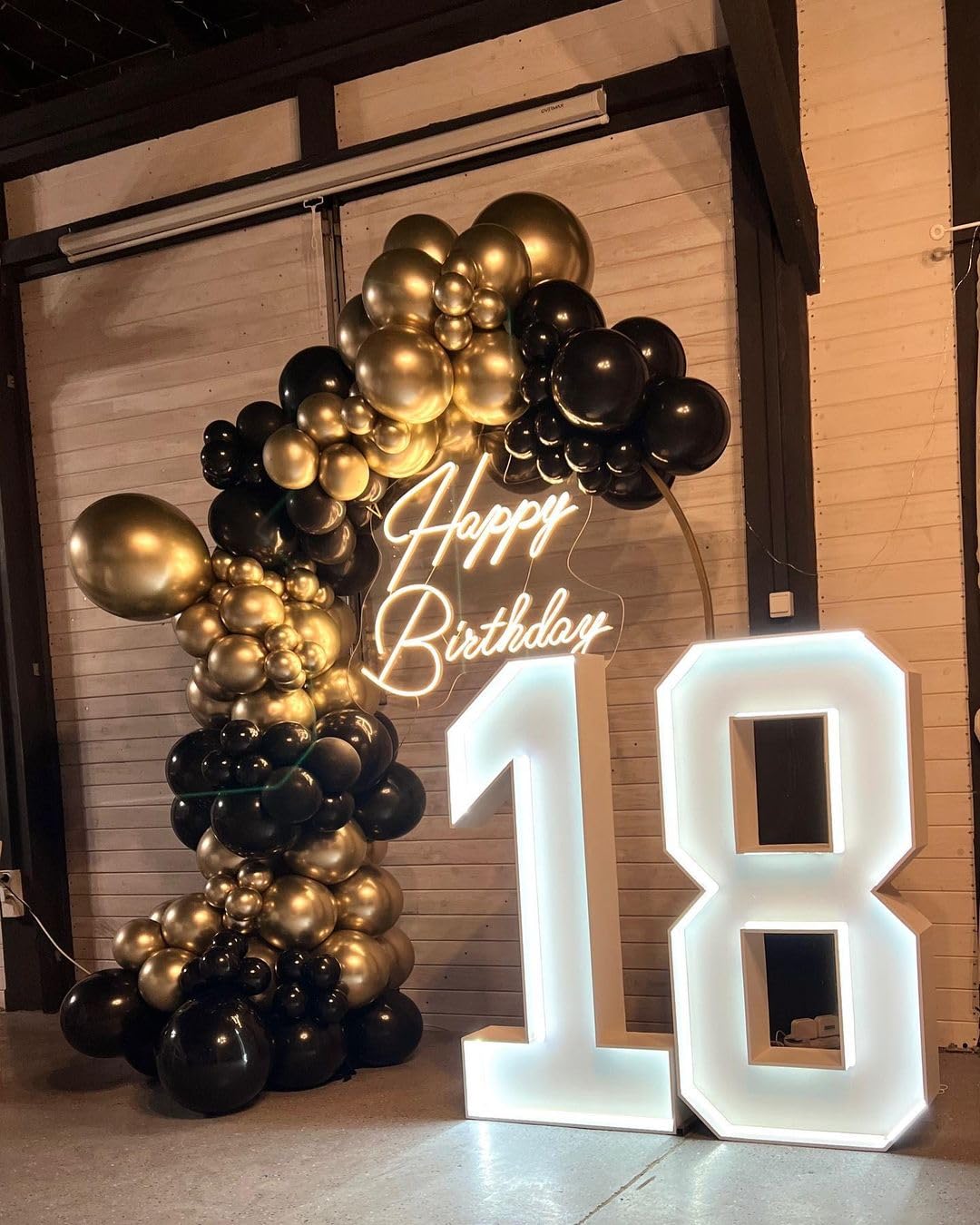 Bezente 18 Inch Metallic Gold Balloons - 30 Pack Large Chrome Latex Balloons for Weddings, Baby Showers, Graduations, and Birthdays