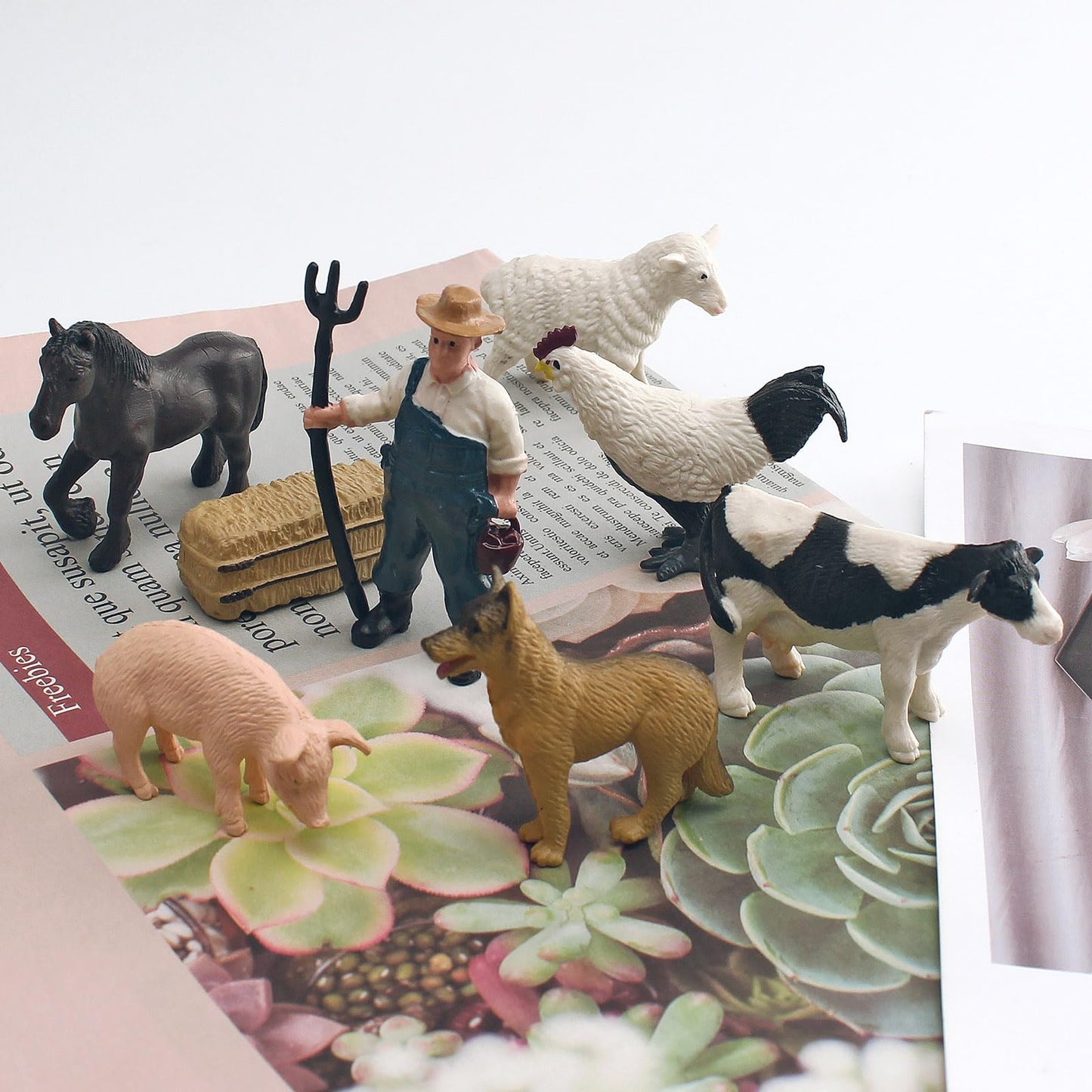 Lc Joycre Farm Toy Small Barn Farm Animals Playset 16Pcs Farm Animals Figurines For Cake Topper For Toddlers 1-3