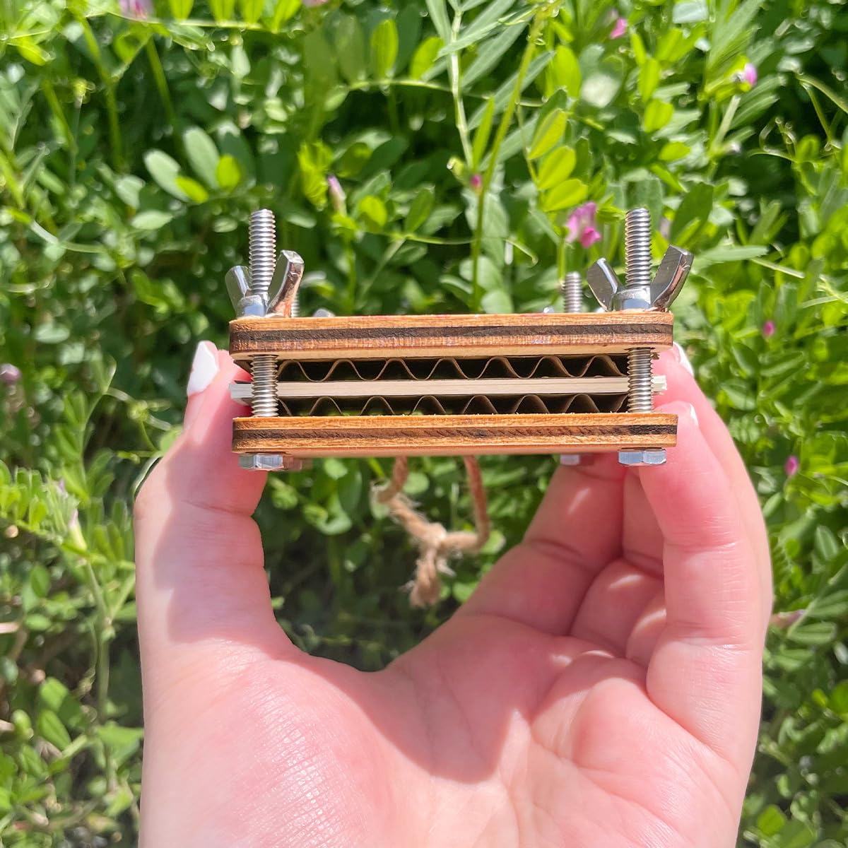 Happinit Micro Flower Press, Small Flowers Press Kit, Pocket Flower Pressing, Mini Plant Preservation Kit for Arts and Crafts Lo