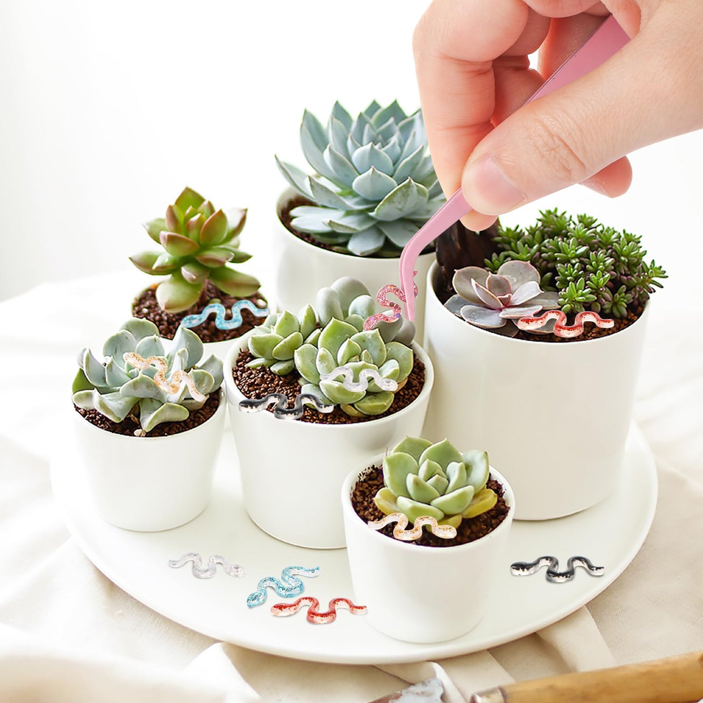 WOZADU 300 PCS Tiny Snakes for Crafts Mini Resin Snakes Dollhouse Miniatures Mini Animals for Fairy Garden Micro Landscaping Decoration