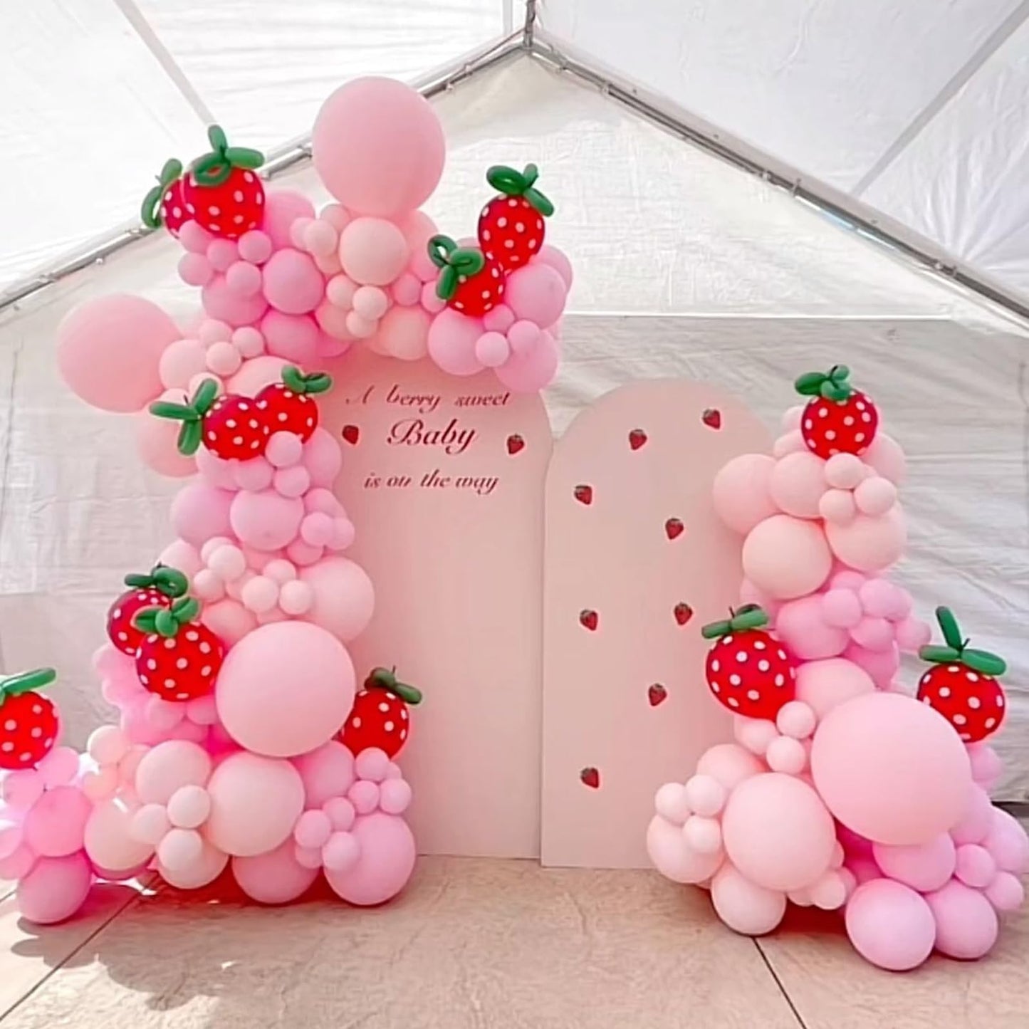 Strawberry Balloons, 12 Inch Strawberry Sweet One Party Balloons White Green Red Dots Balloons Strawberry Theme Party For Girls