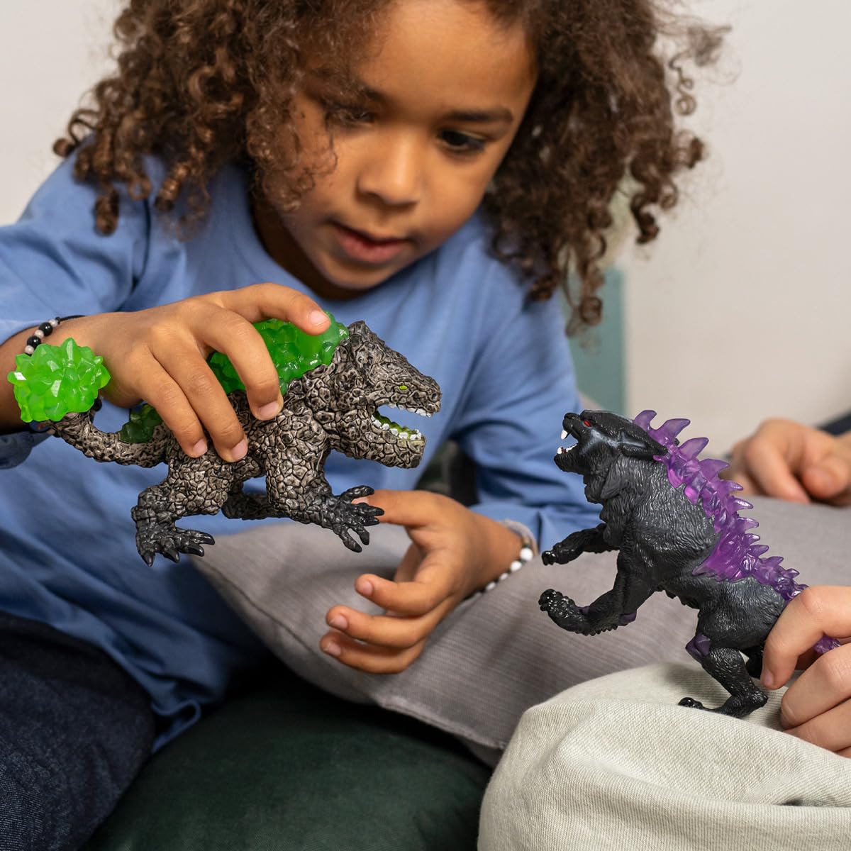 Schleich 70827 Shadow Lynx vs. Rock Crusher, from 7 Years ELDRADOR Creatures - Figurine, 31 x 16 x 18 cm