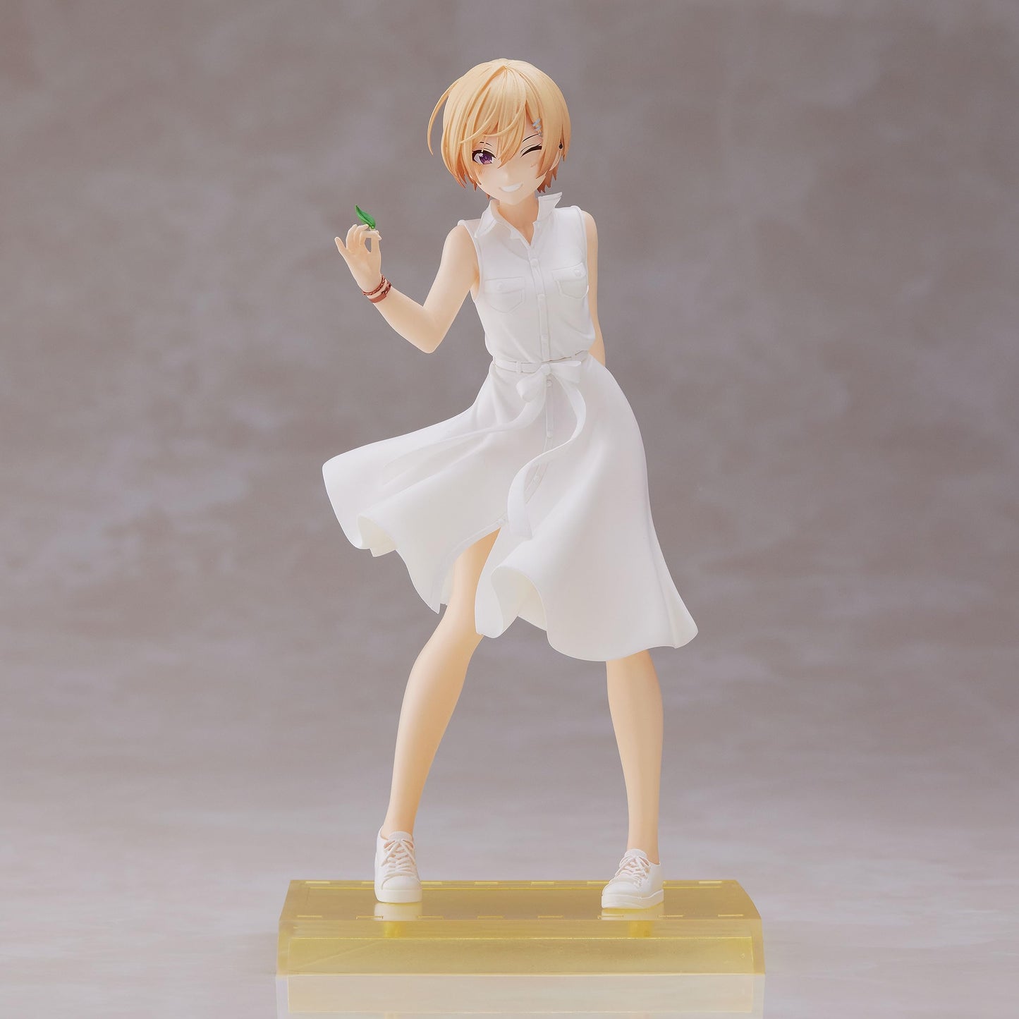 Banpresto - The Idolmaster: Shiny Colors - Emotional Lens - Juri Saijo Statue Medium