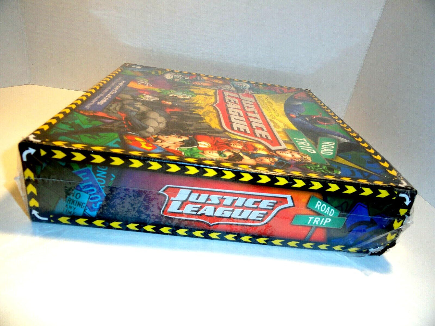 Aquarius Dc Comics Justice League Of America Road Trip Board Game