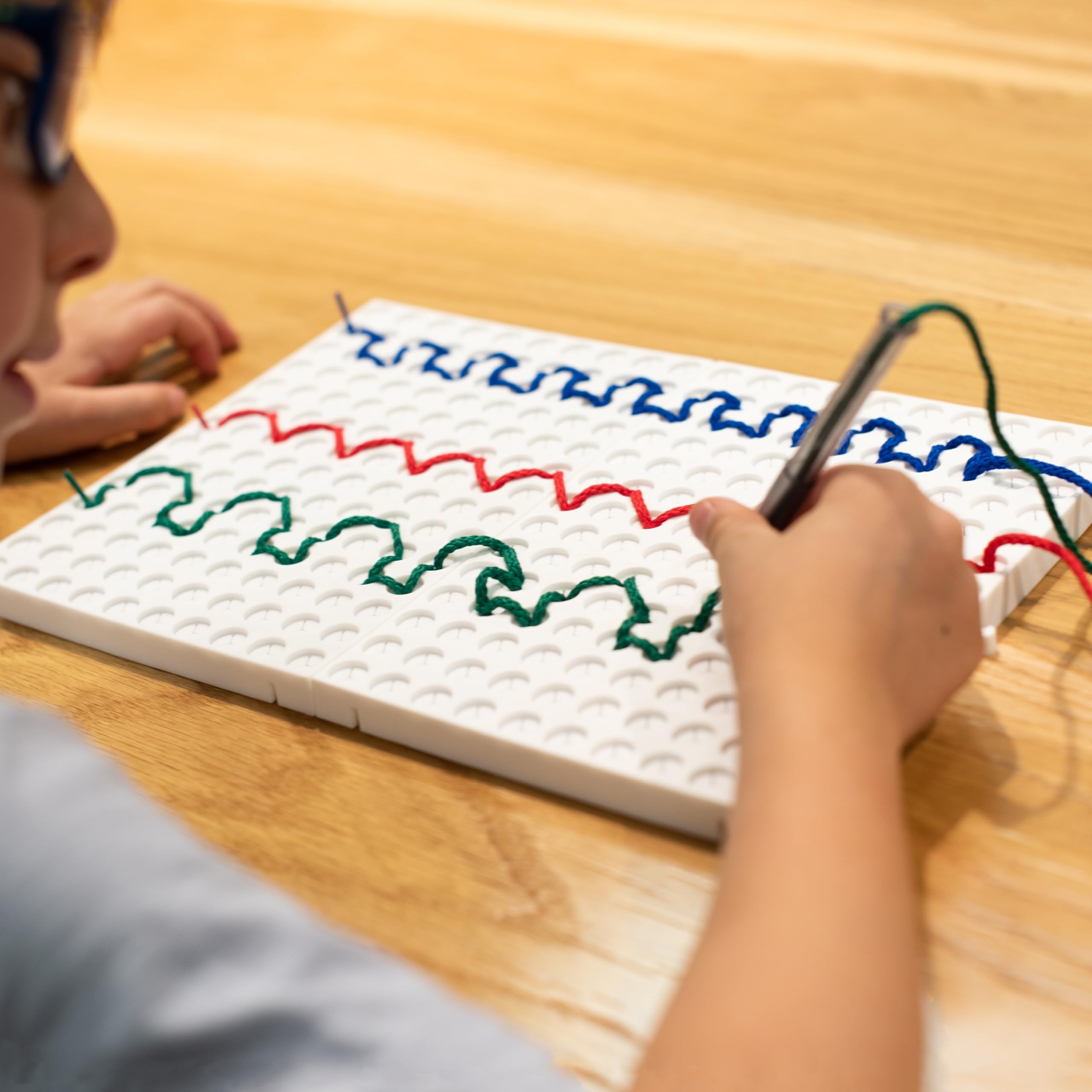 Threading Ot Spark & Wow Calm Down Threading Boards - Set Of 2 - Sensory Board For ...