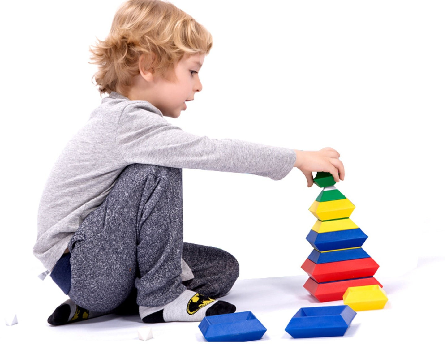 KUTOI Pyramid Stacking Toy - Multicolor 3D Puzzle Brain Teasers for Kids & Adults - Creative Preschool Learning Blocks, Ideal for 3 Year Olds