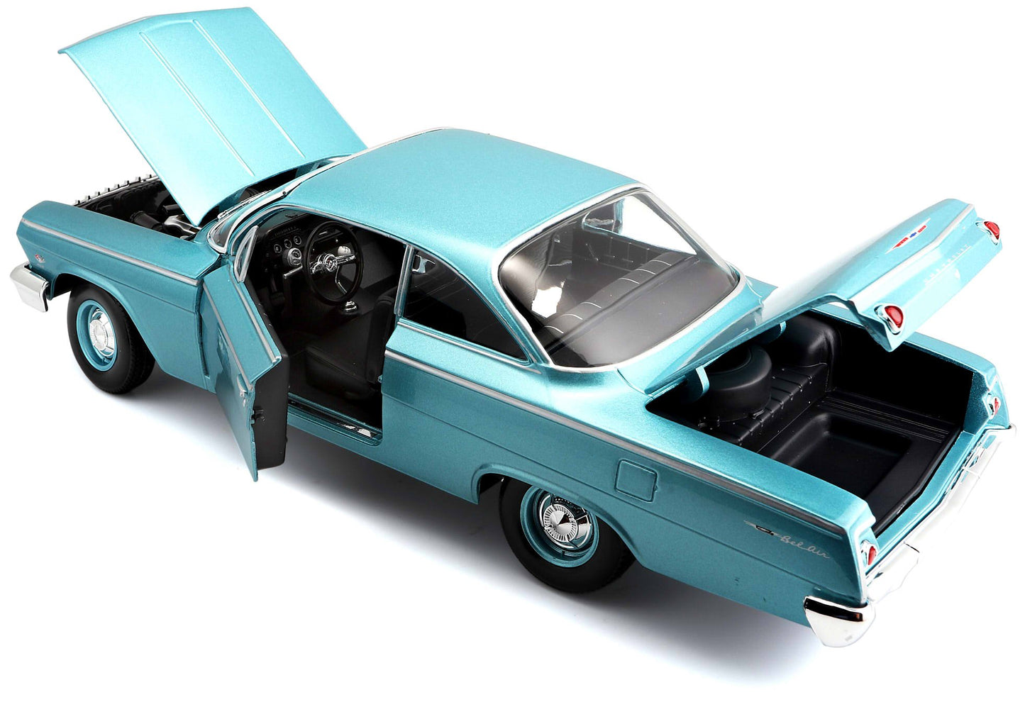 Maisto 1:18 Scale Diecast 1962 Chevy Bel Air Vehicle - Blue, Model 31641