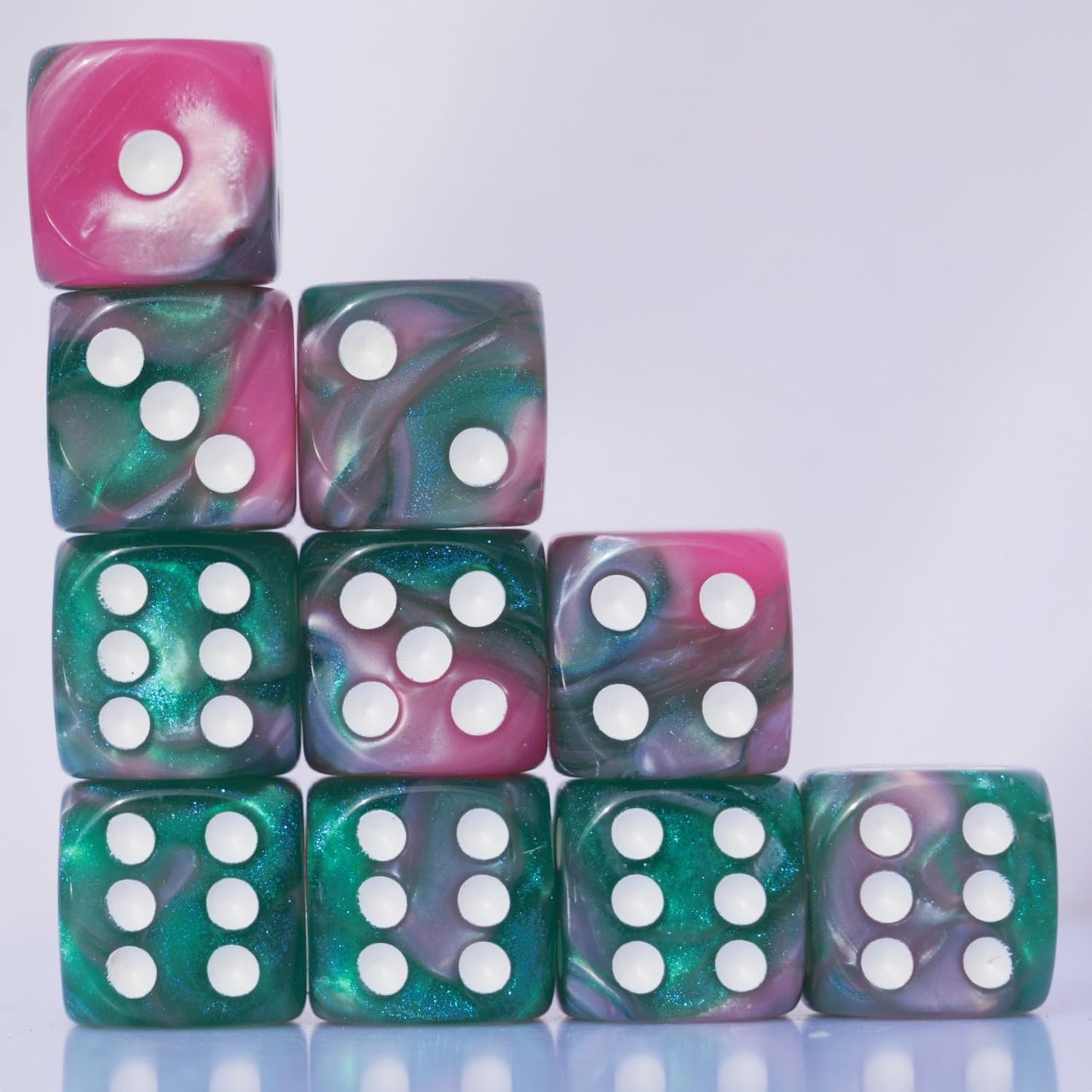 Generic 10 Pc 16Mm Acrylic Dice Set For Rpg Mtg Dnd Dice Table Games And Board Games (Pink + Green)