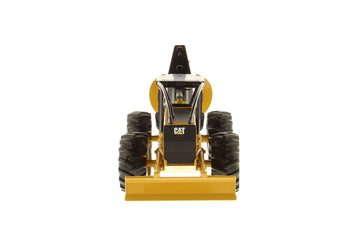 Diecast Masters 1:50 Scale Caterpillar 555D Grapple Skidder Model 85932 - Yellow Metal Construction Equipment