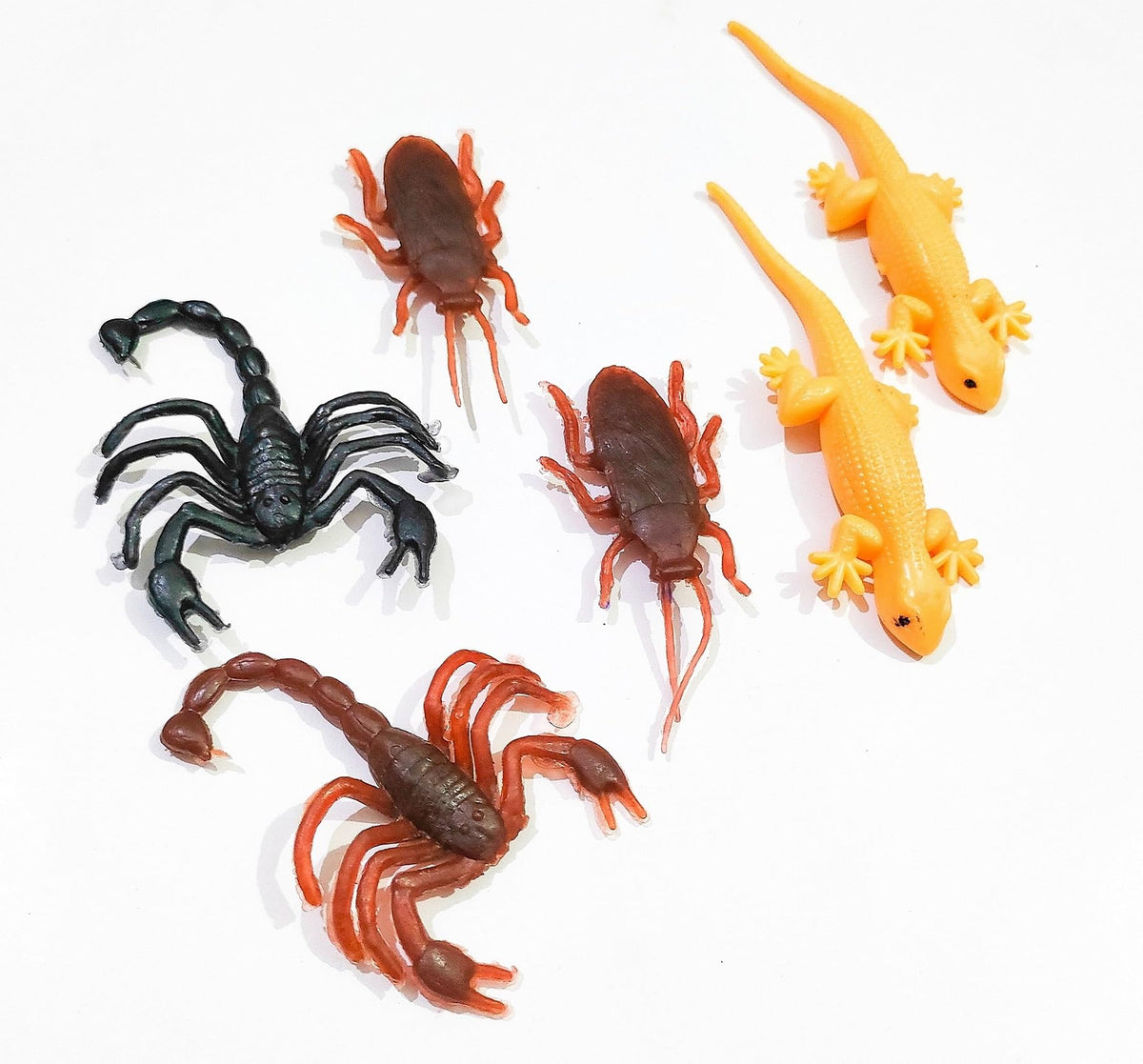 4GX Realistic Reptile & Insect Toy Set for Kids | Lizard, Scorpion & Cockroach Animal Figure Toys | Fun Prank Play Toys for Boys