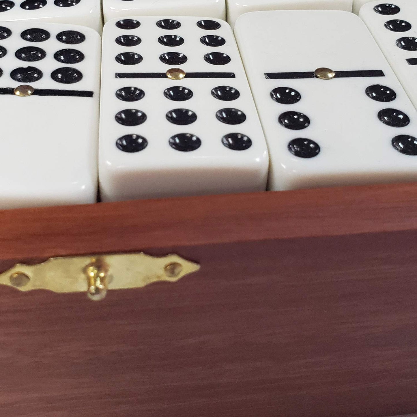 Marion Double 9 Domino Set (55 Tiles) Jumbo Tournament Professional Size With Spinners In Dovetailed Sheesham Wood Box (White Sheesham)