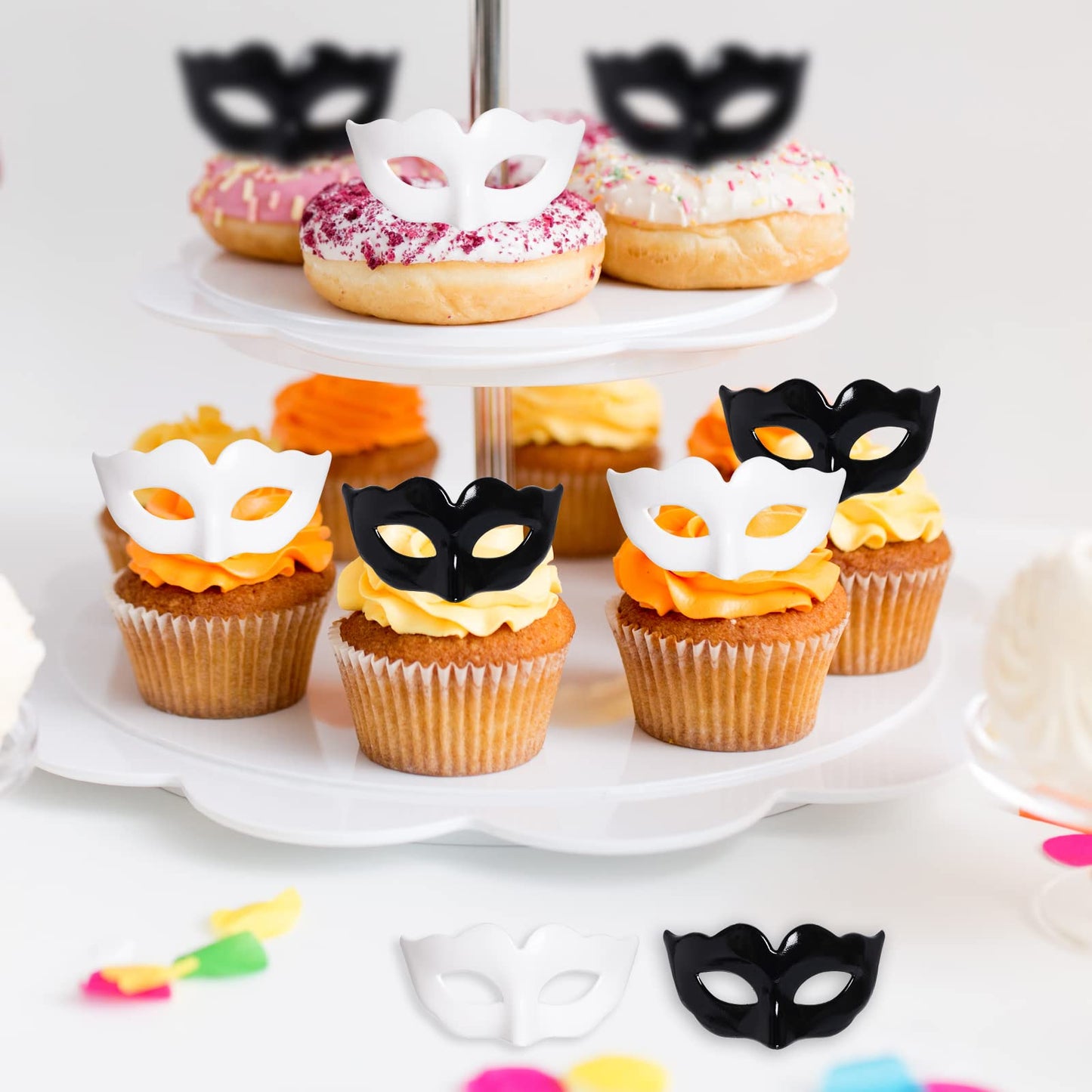 Yookat 20 Pieces Mini Masquerade Masks - Small Mardi Gras And Venetian Vintage Antique Masks (Black And White, Small)